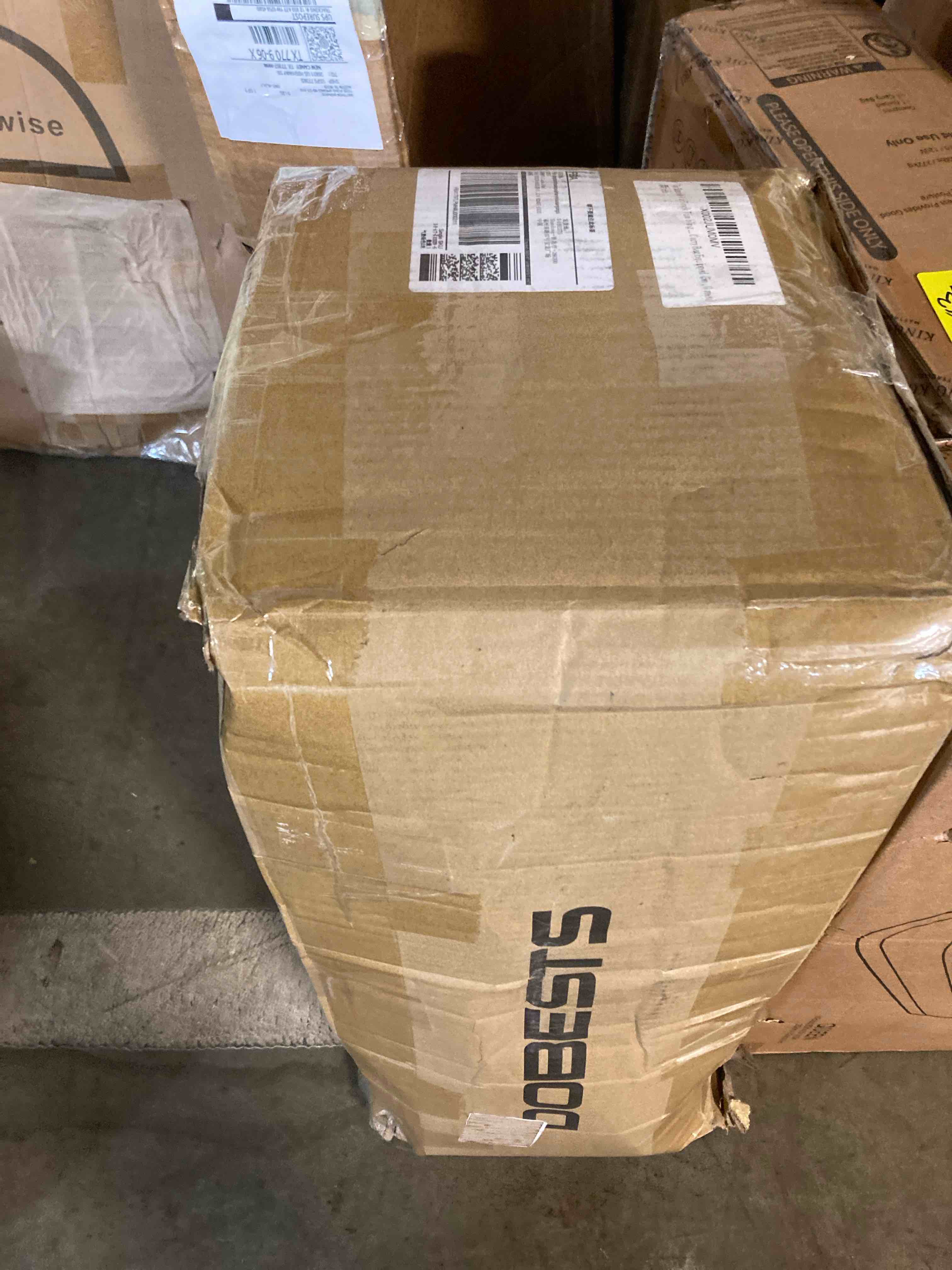 https://s3.amazonaws.com/lotting-images-prod/phillipi/YEL5666701_1706734237099.jpeg