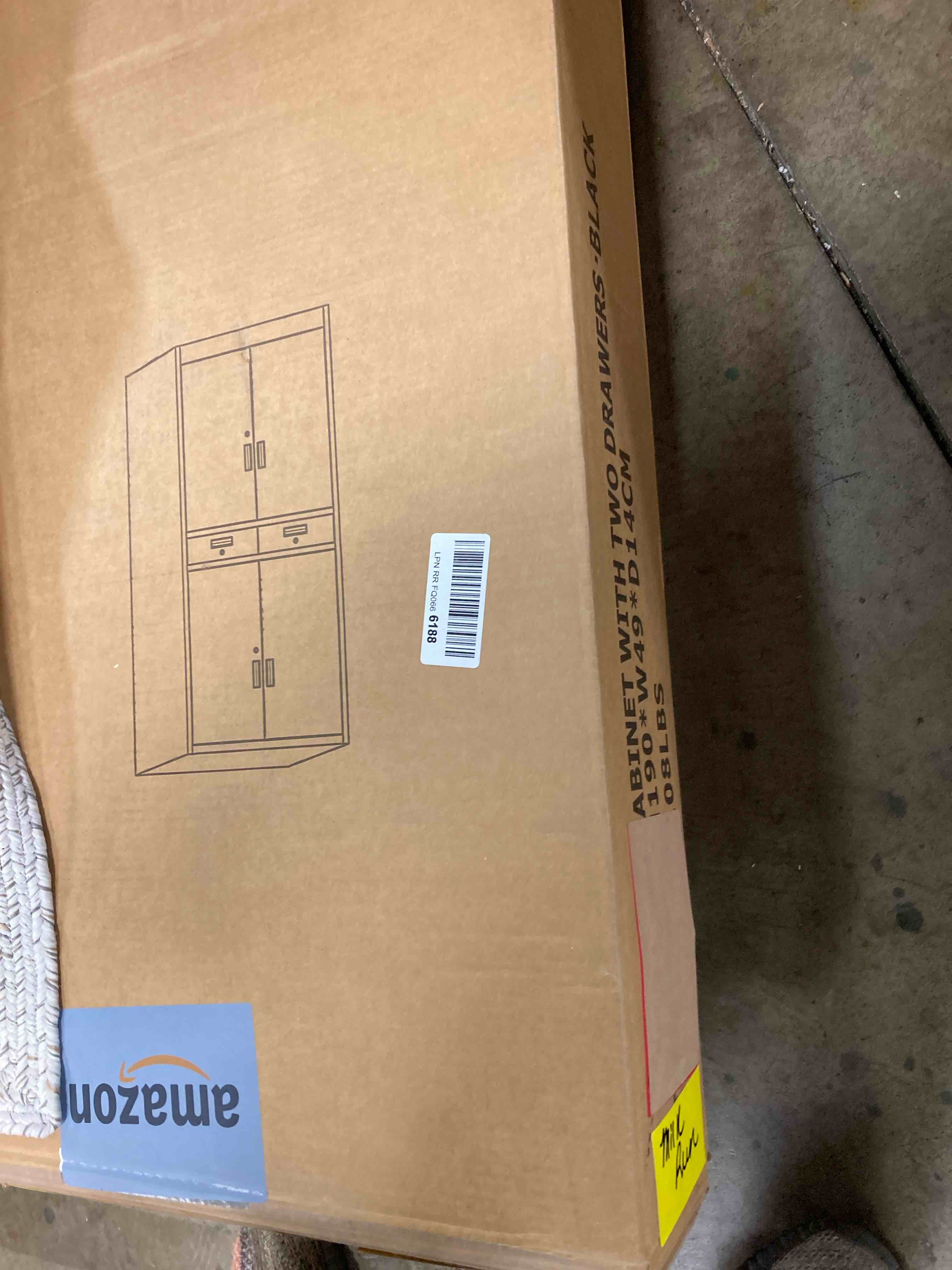 https://s3.amazonaws.com/lotting-images-prod/phillipi/YEL5667296_1708102233403.jpeg