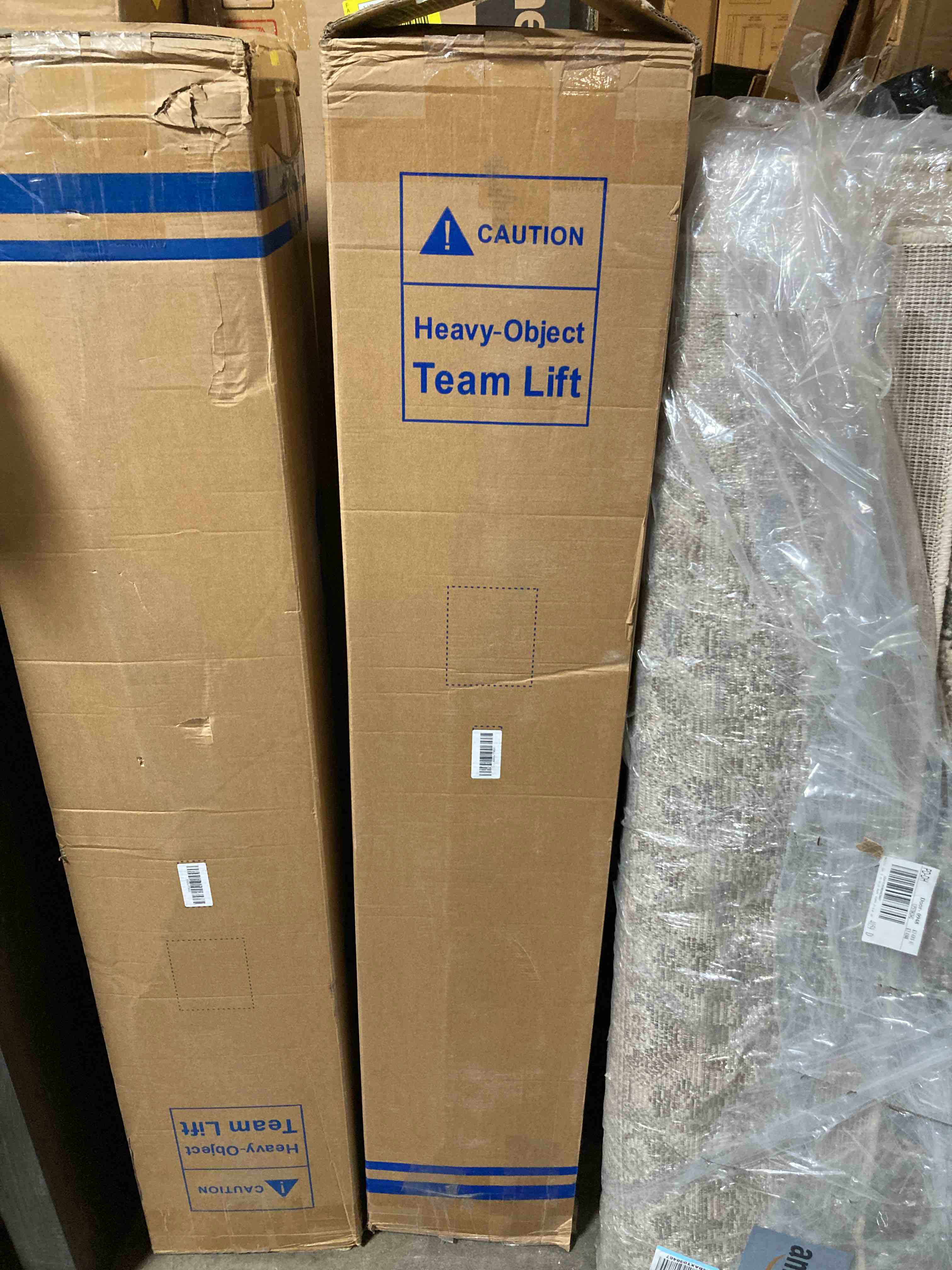 https://s3.amazonaws.com/lotting-images-prod/phillipi/YEL5671503_1706211844814.jpeg