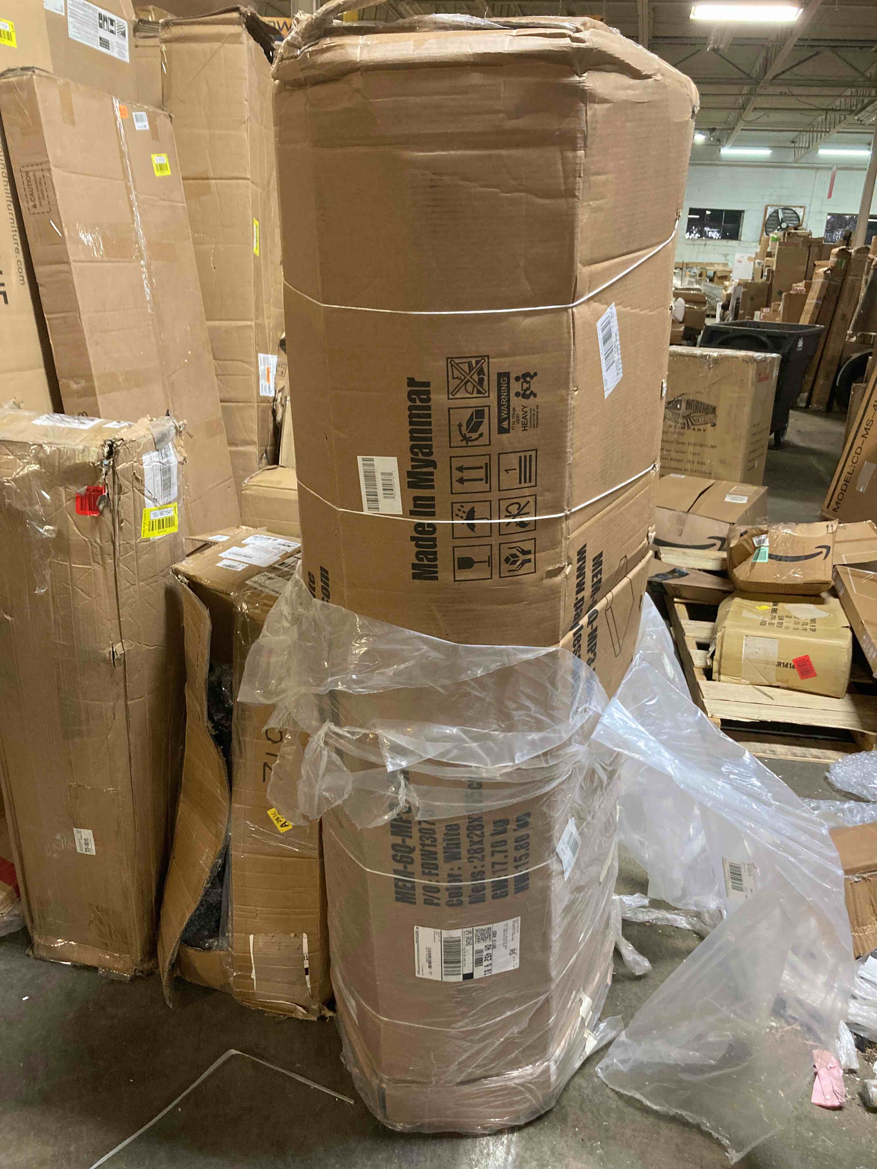 https://s3.amazonaws.com/lotting-images-prod/phillipi/YEL5671547_1706286854665.jpeg
