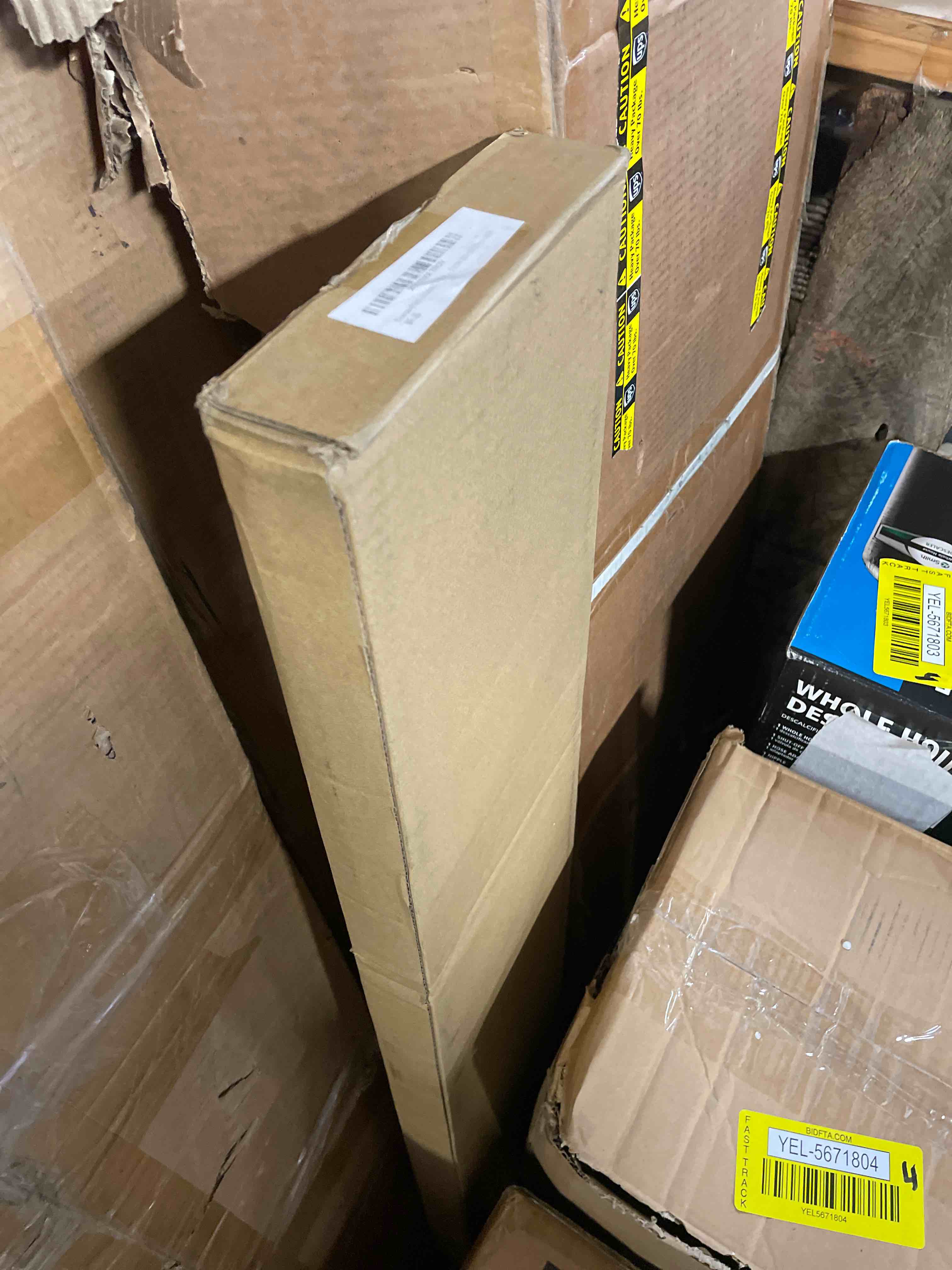 https://s3.amazonaws.com/lotting-images-prod/phillipi/YEL5671809_1706312492735.jpeg