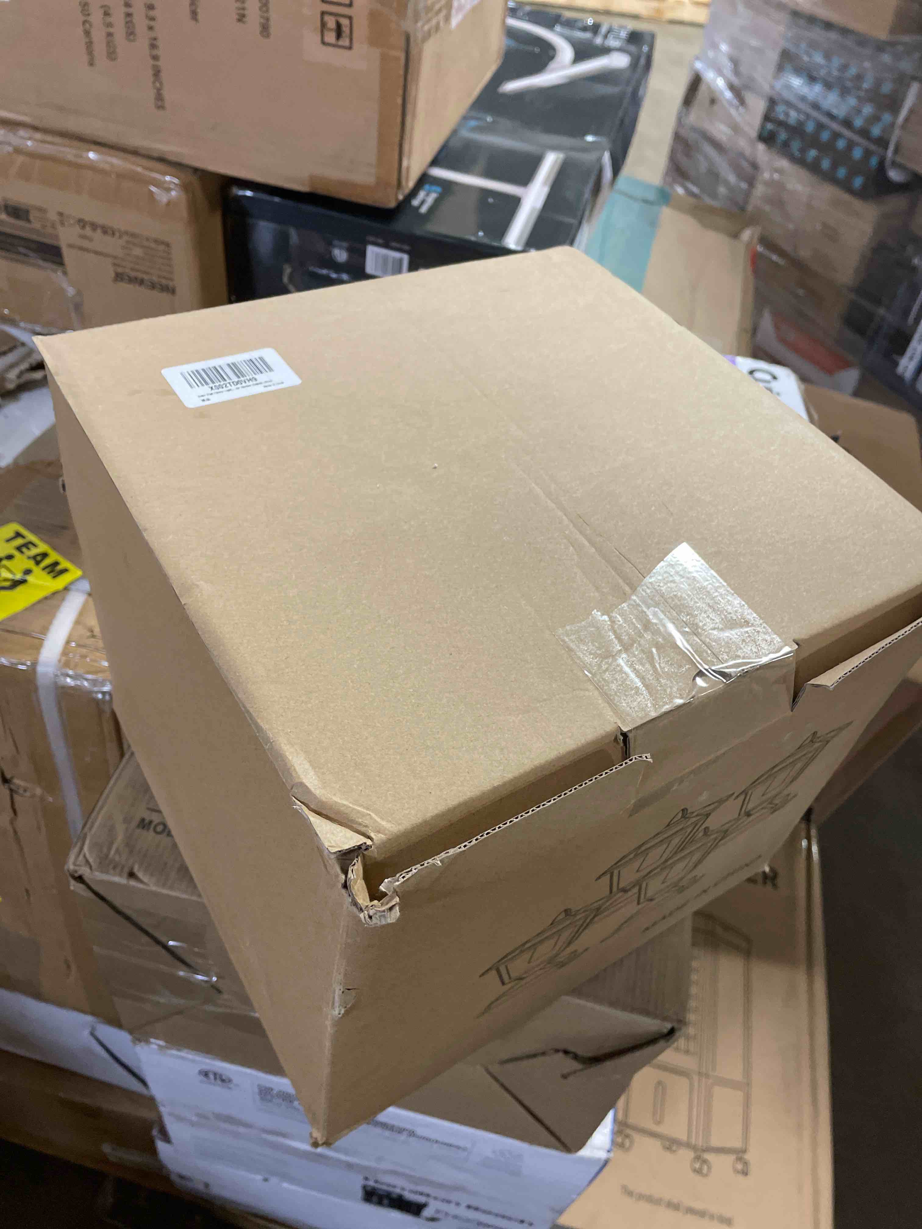 https://s3.amazonaws.com/lotting-images-prod/phillipi/YEL5671823_1706313269224.jpeg
