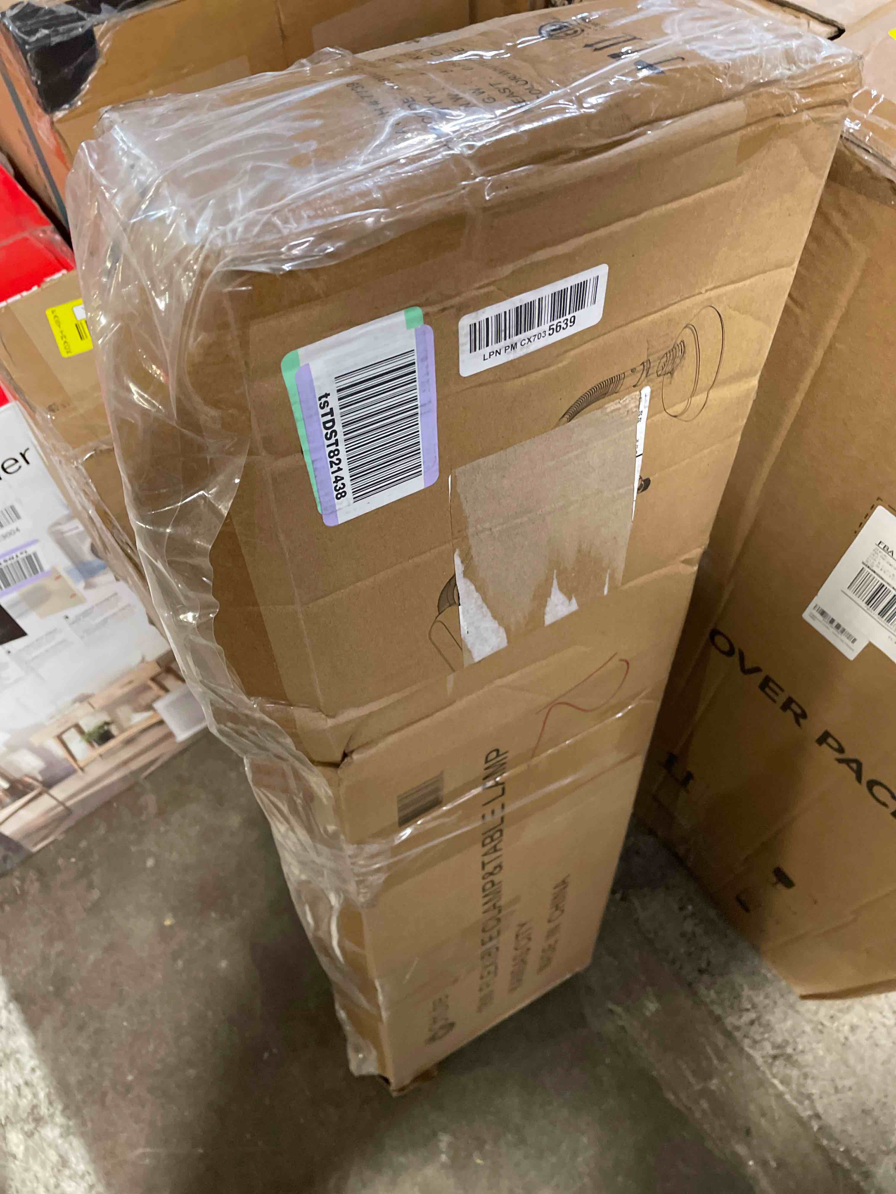 https://s3.amazonaws.com/lotting-images-prod/phillipi/YEL5671855_1706316410396.jpeg