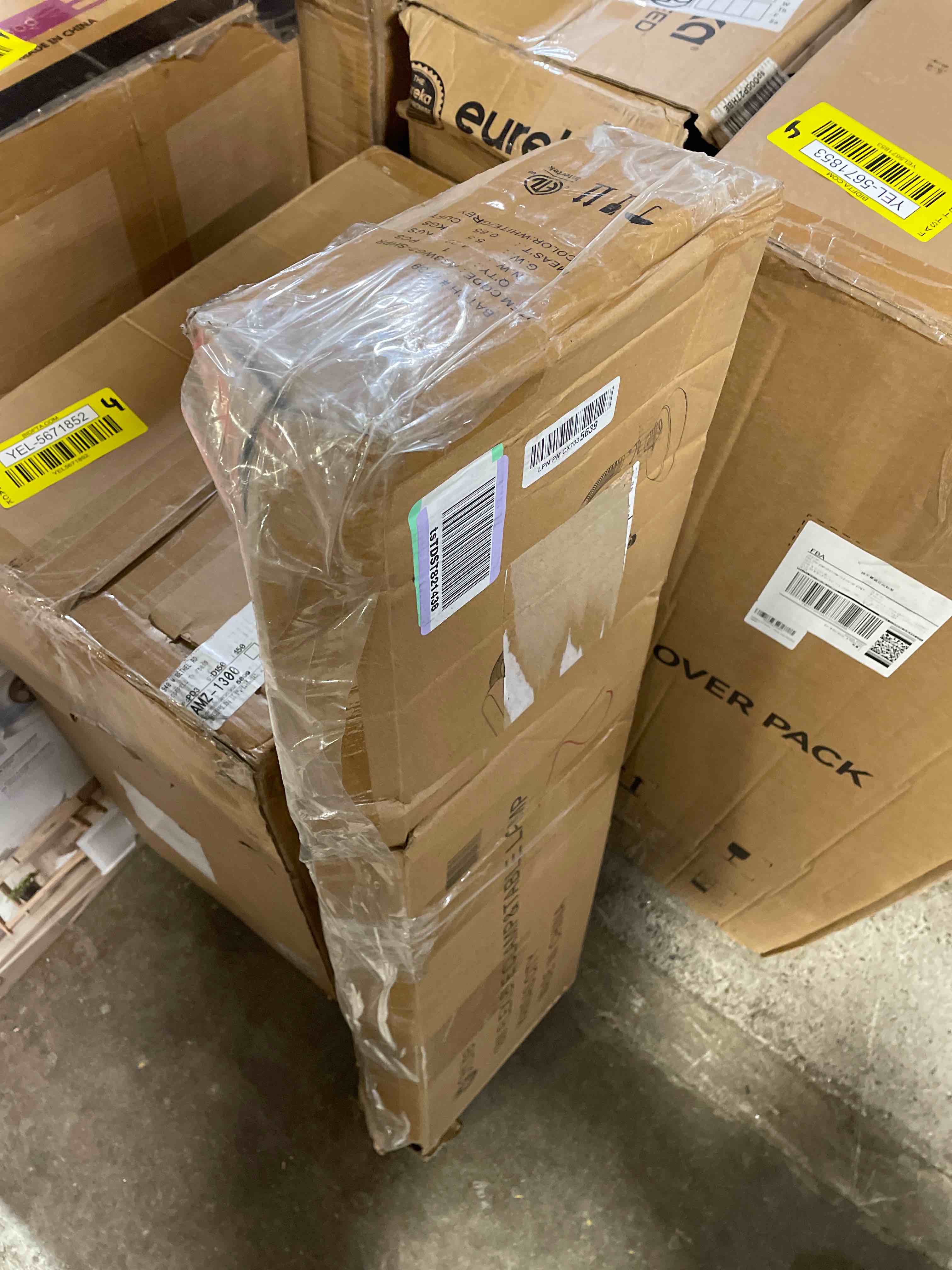 https://s3.amazonaws.com/lotting-images-prod/phillipi/YEL5671855_1706316411973.jpeg
