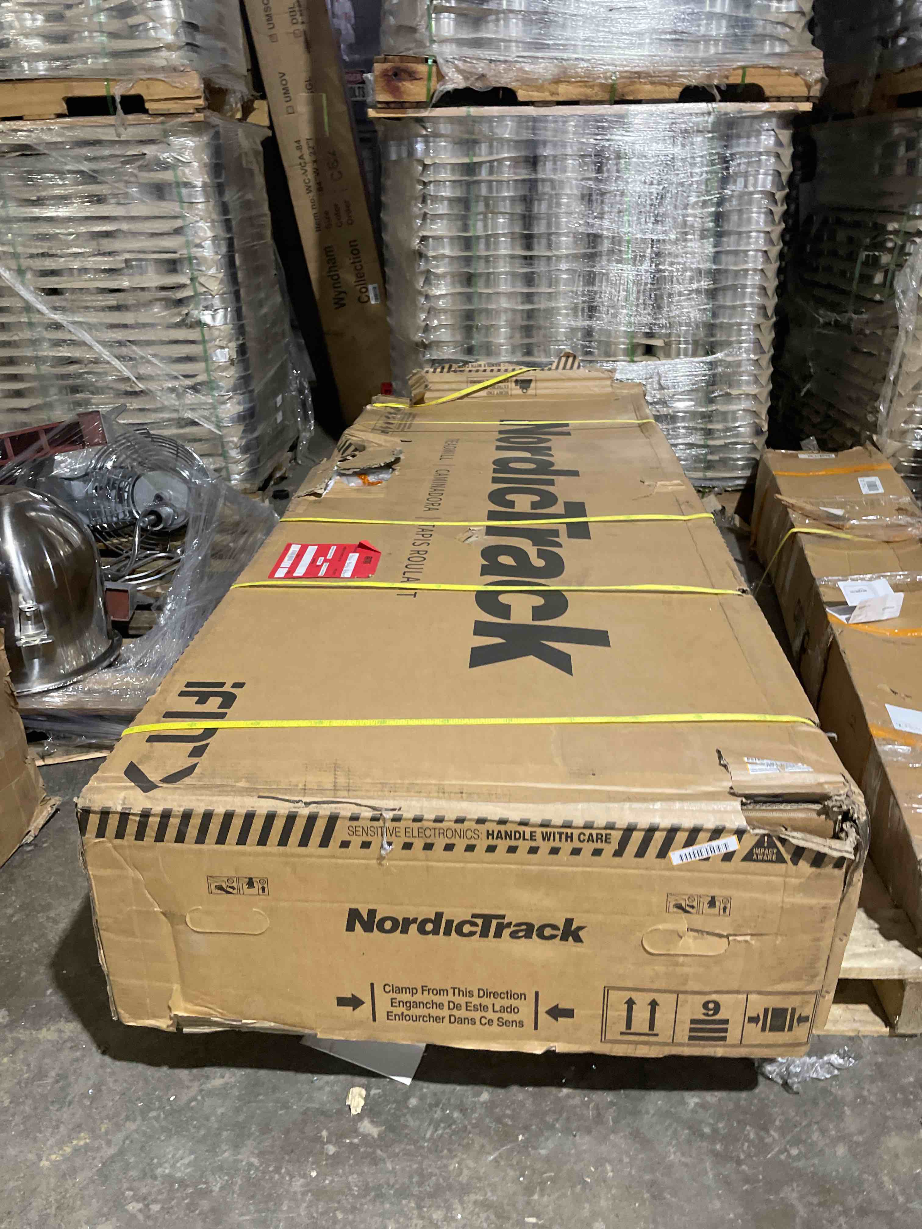 https://s3.amazonaws.com/lotting-images-prod/phillipi/YEL5671894_1706721288622.jpeg