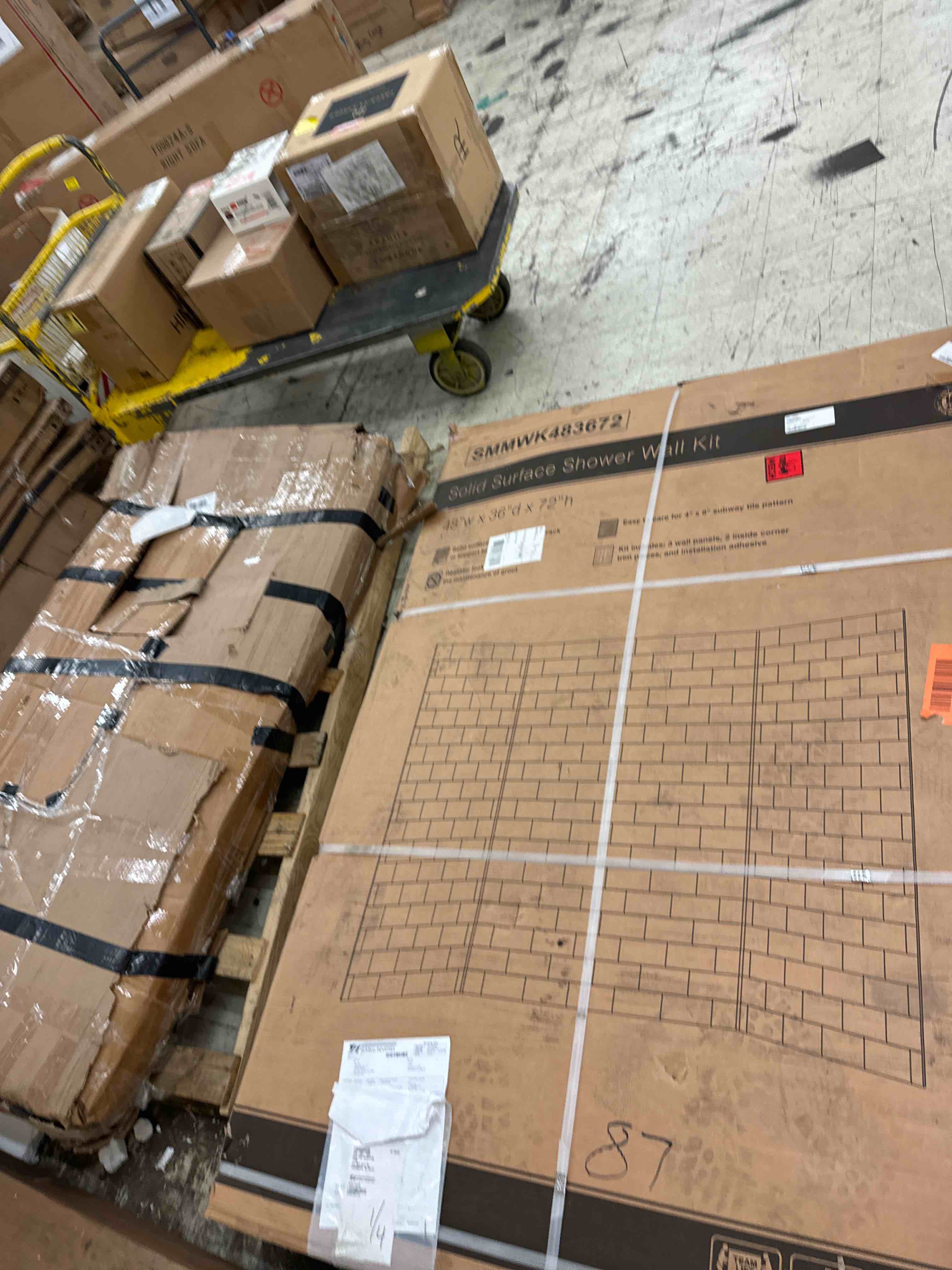 https://s3.amazonaws.com/lotting-images-prod/phillipi/YEL5873107_1720731006640.jpeg