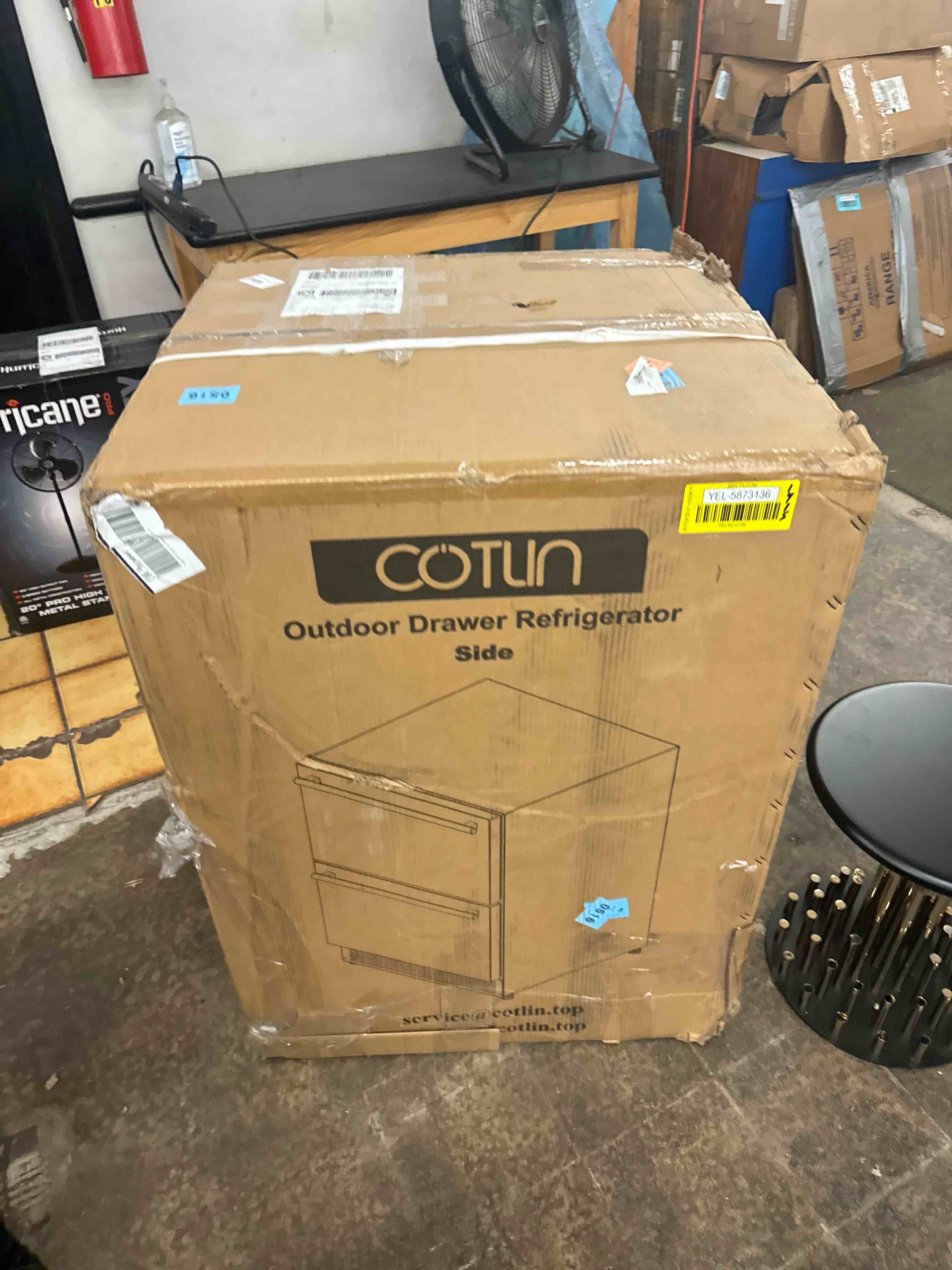 https://s3.amazonaws.com/lotting-images-prod/phillipi/YEL5873136_1721928514167.jpeg