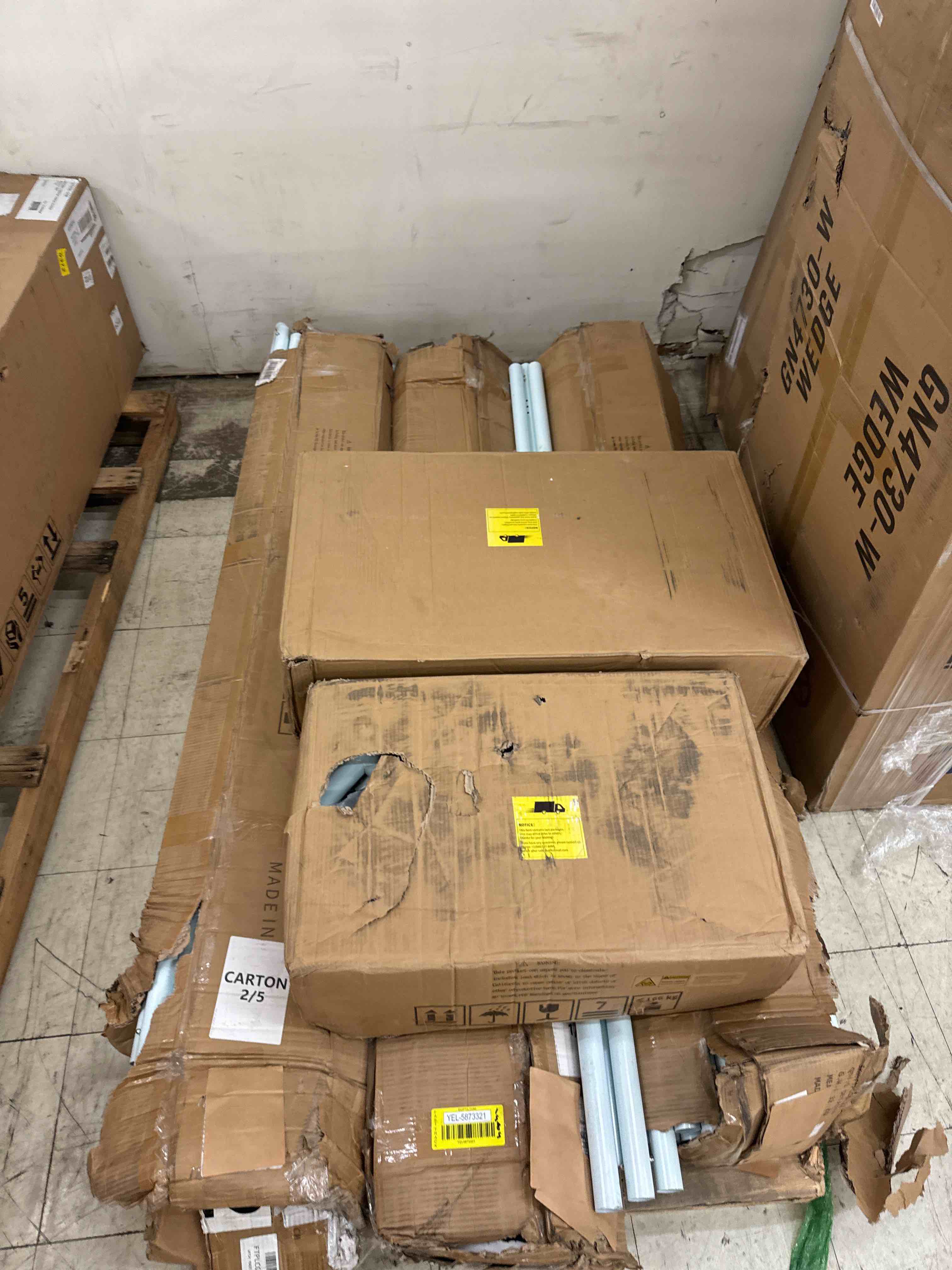 https://s3.amazonaws.com/lotting-images-prod/phillipi/YEL5873321_1724424692290.jpeg