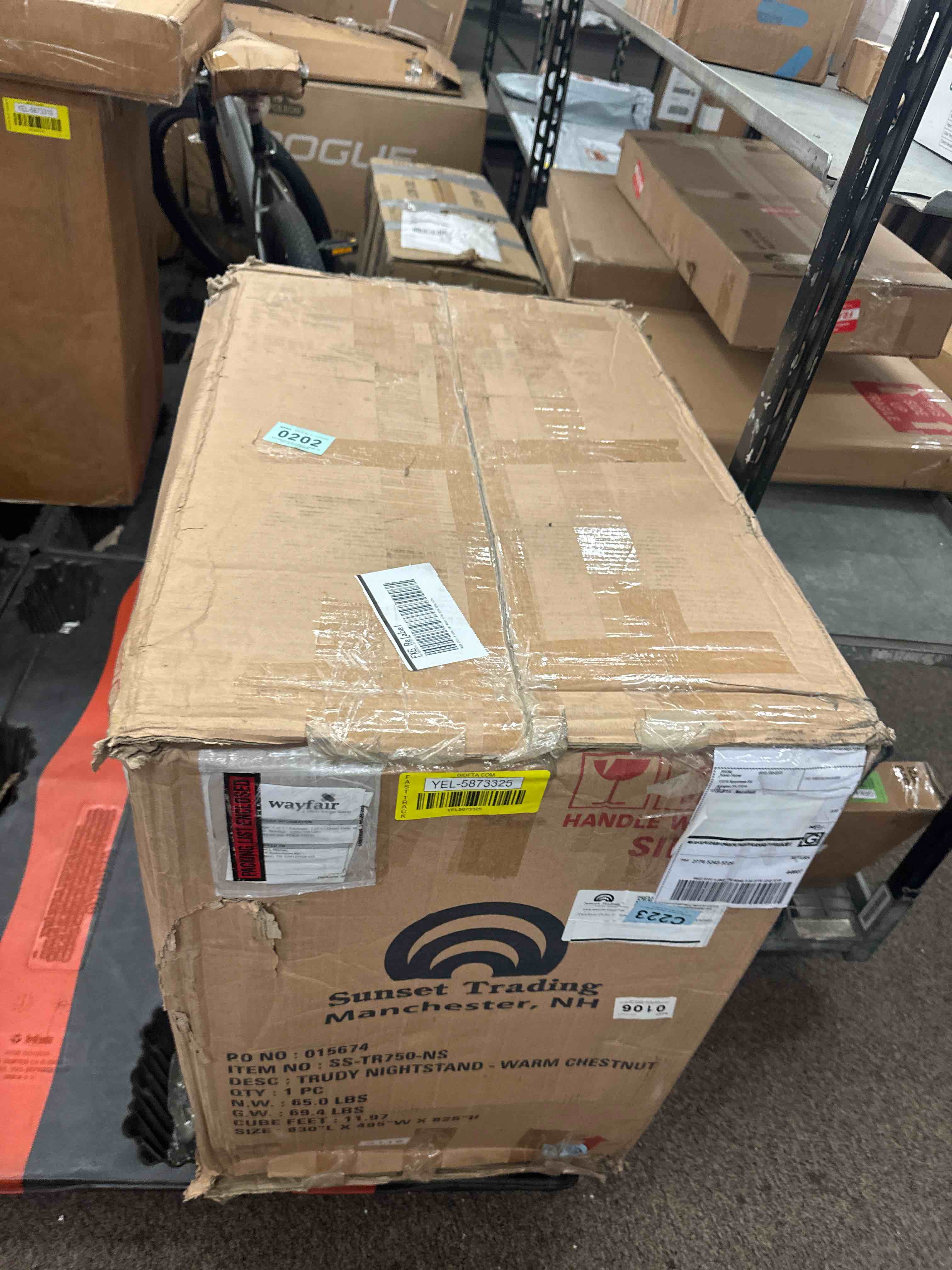https://s3.amazonaws.com/lotting-images-prod/phillipi/YEL5873325_1724350142070.jpeg
