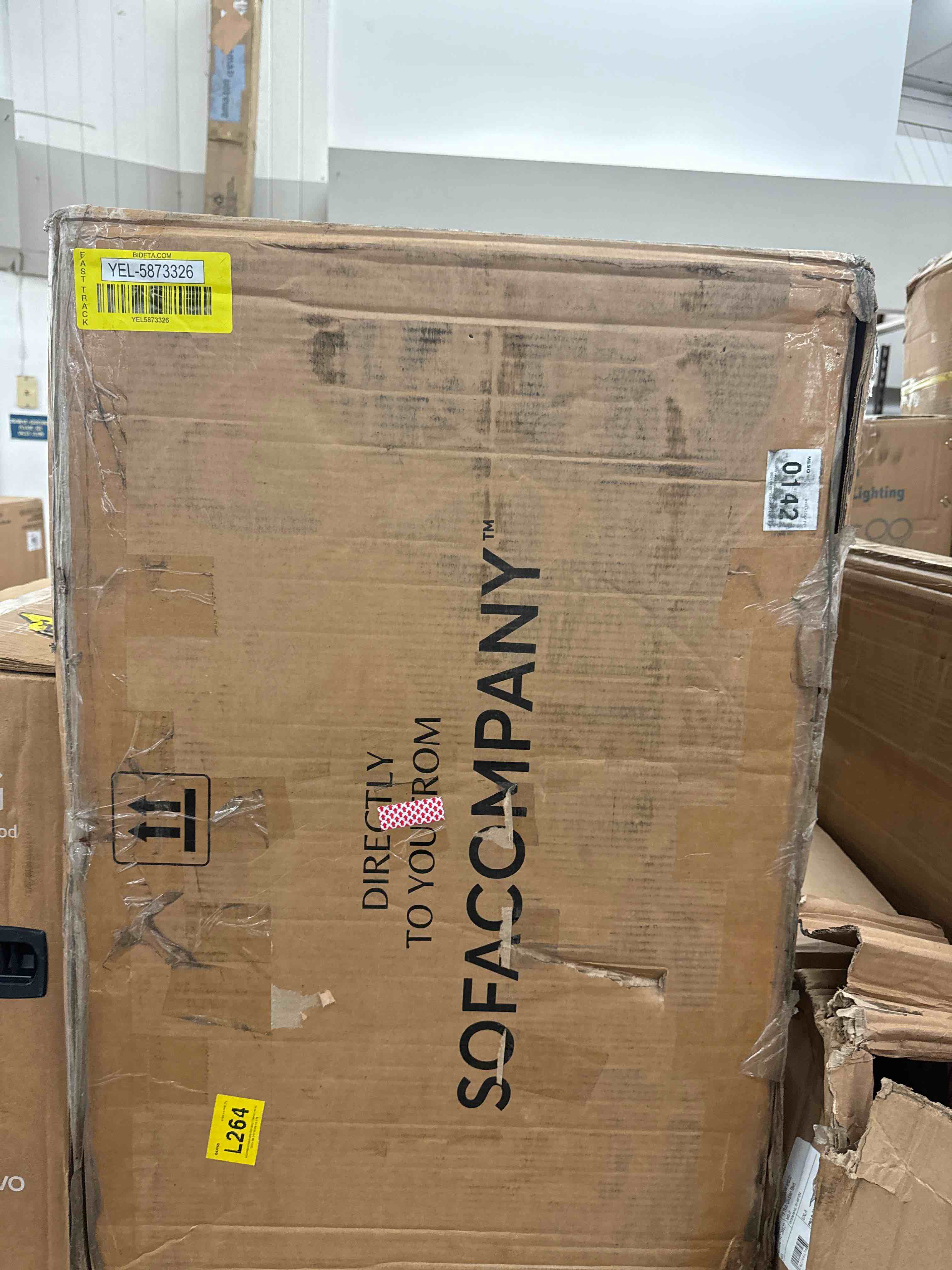 https://s3.amazonaws.com/lotting-images-prod/phillipi/YEL5873326_1724351323370.jpeg