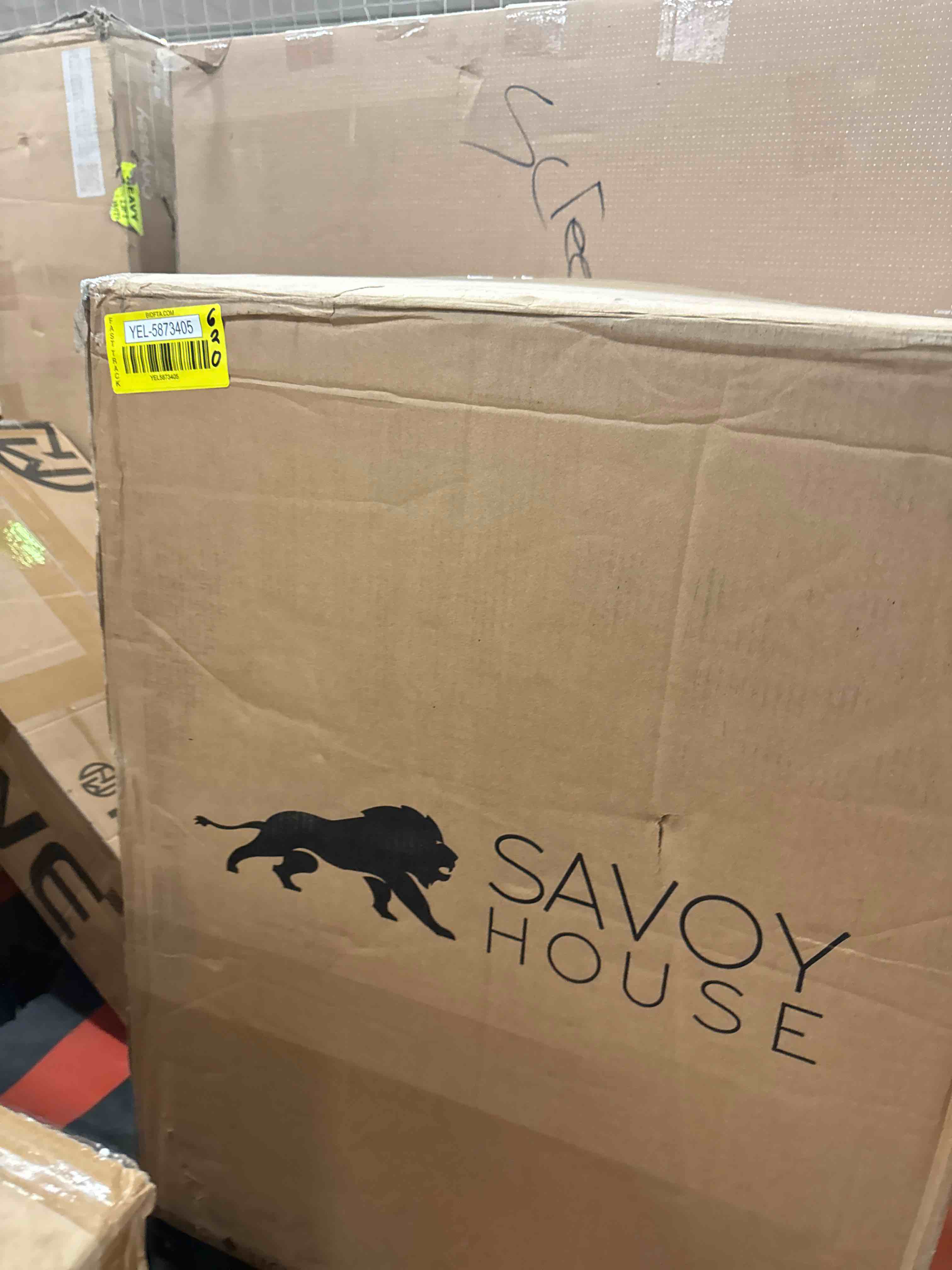 https://s3.amazonaws.com/lotting-images-prod/phillipi/YEL5873405_1724866871053.jpeg
