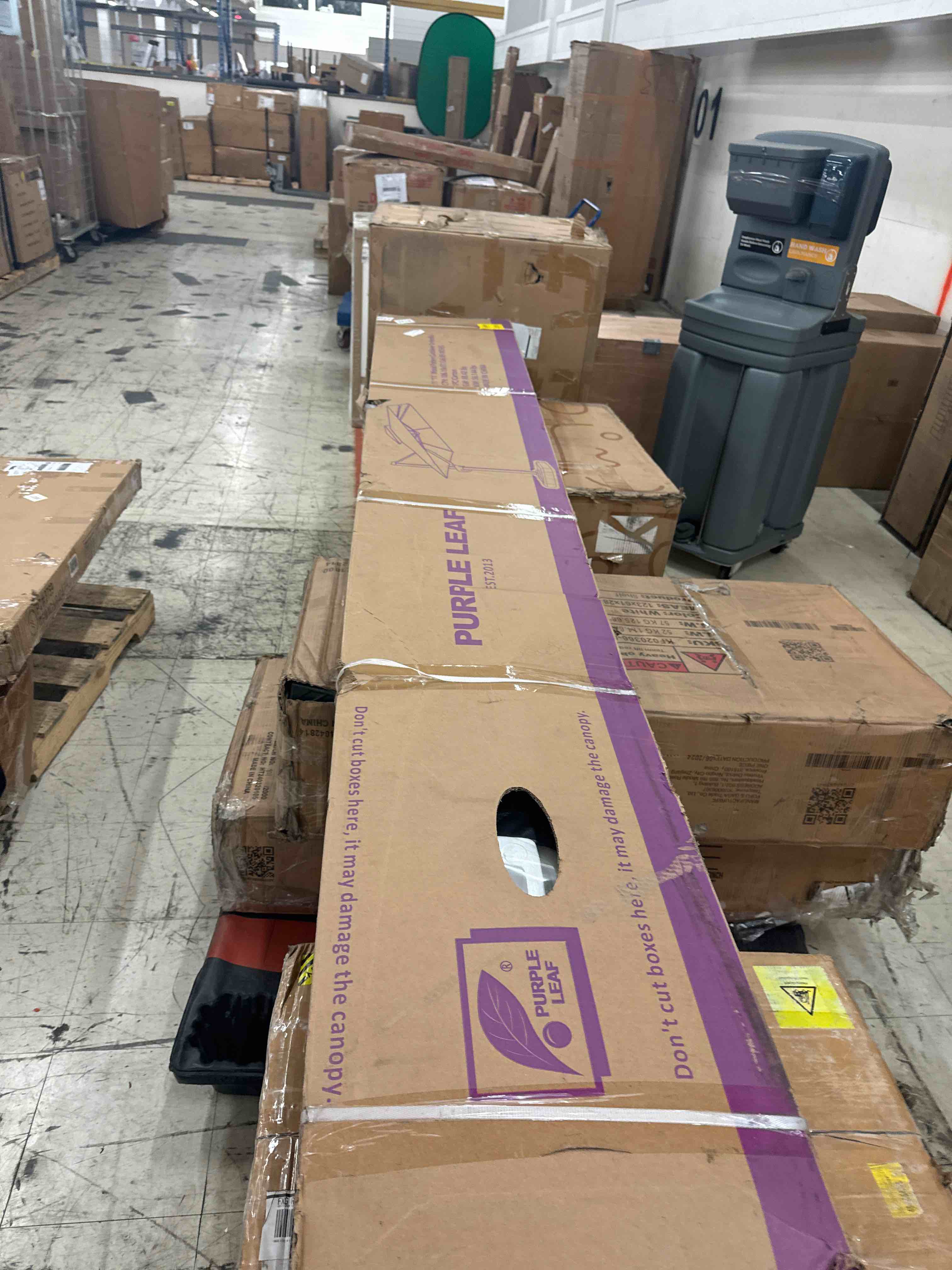 https://s3.amazonaws.com/lotting-images-prod/phillipi/YEL5873524_1731687549705.jpeg
