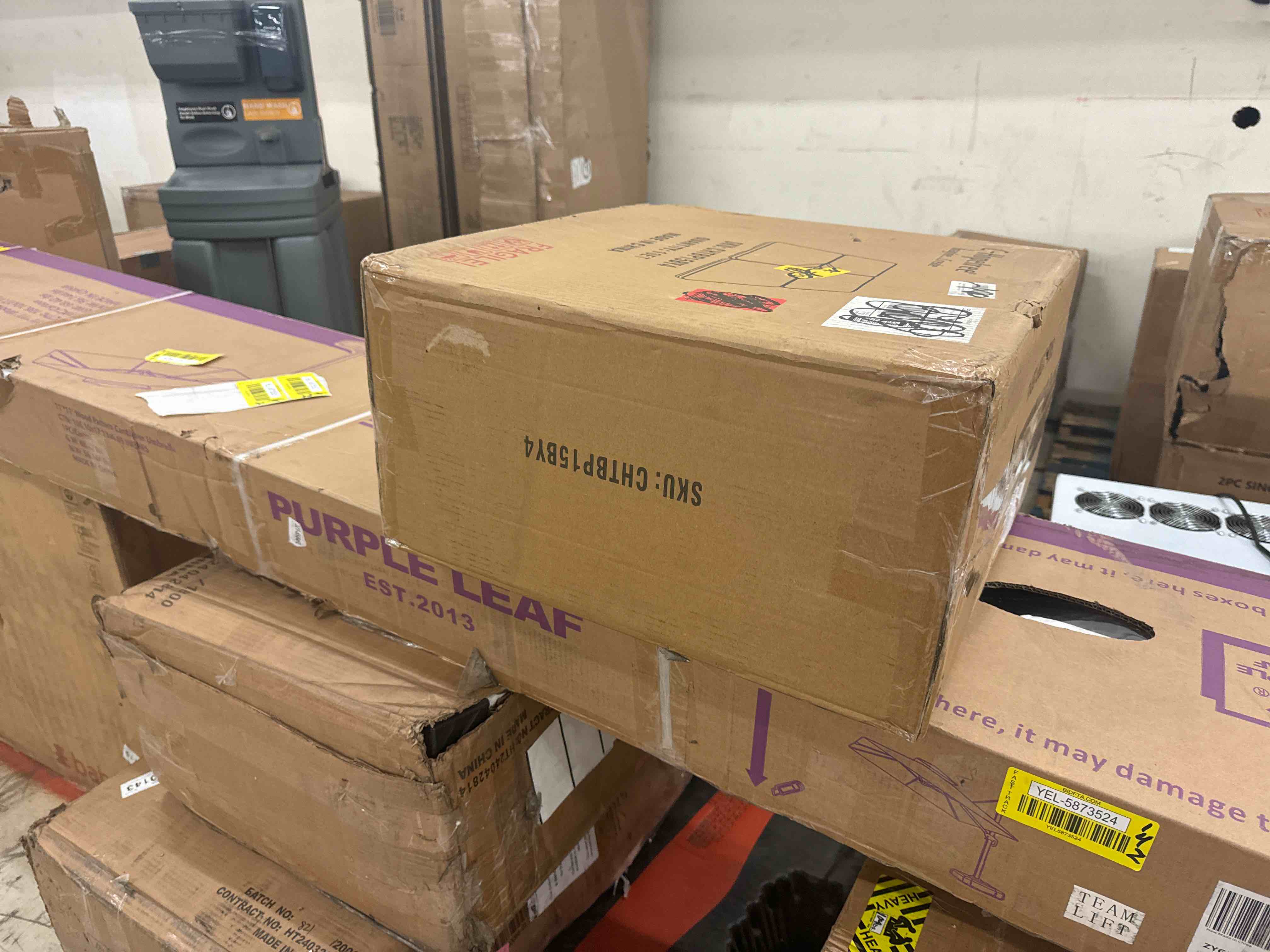 https://s3.amazonaws.com/lotting-images-prod/phillipi/YEL5873524_1731688708010.jpeg