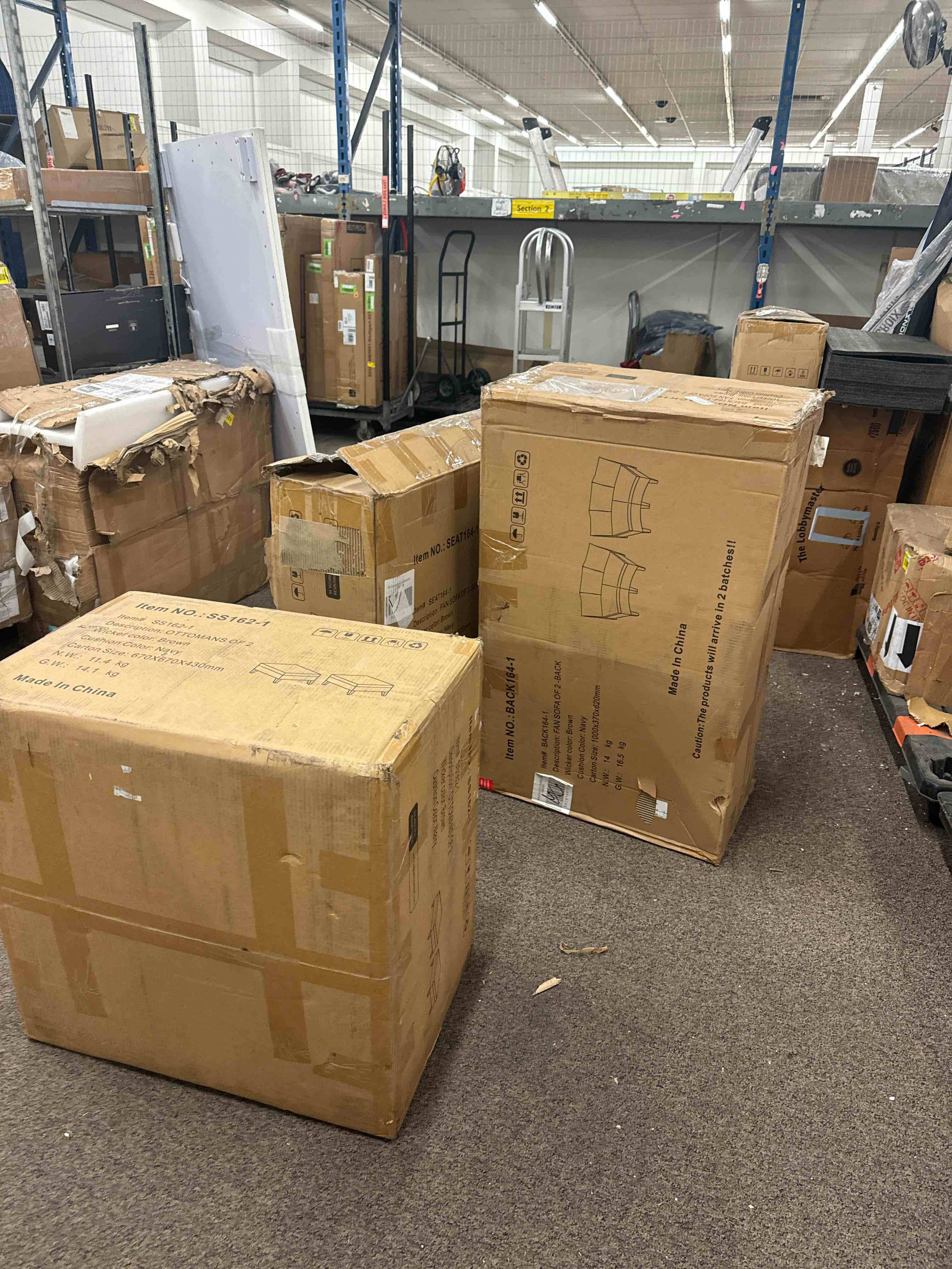 https://s3.amazonaws.com/lotting-images-prod/phillipi/YEL5873548_1732219810600.jpeg