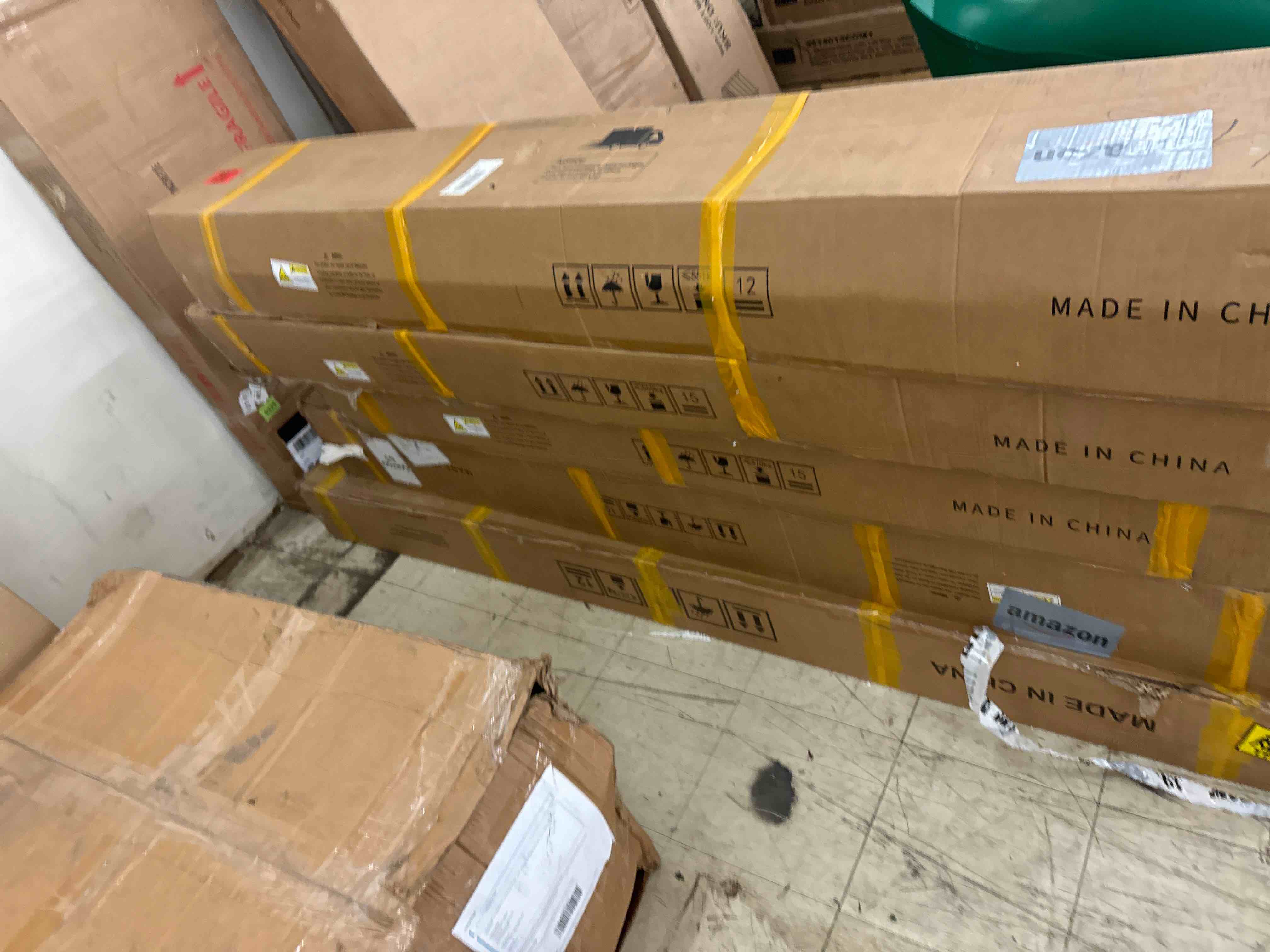 https://s3.amazonaws.com/lotting-images-prod/phillipi/YEL5873555_1732224052220.jpeg