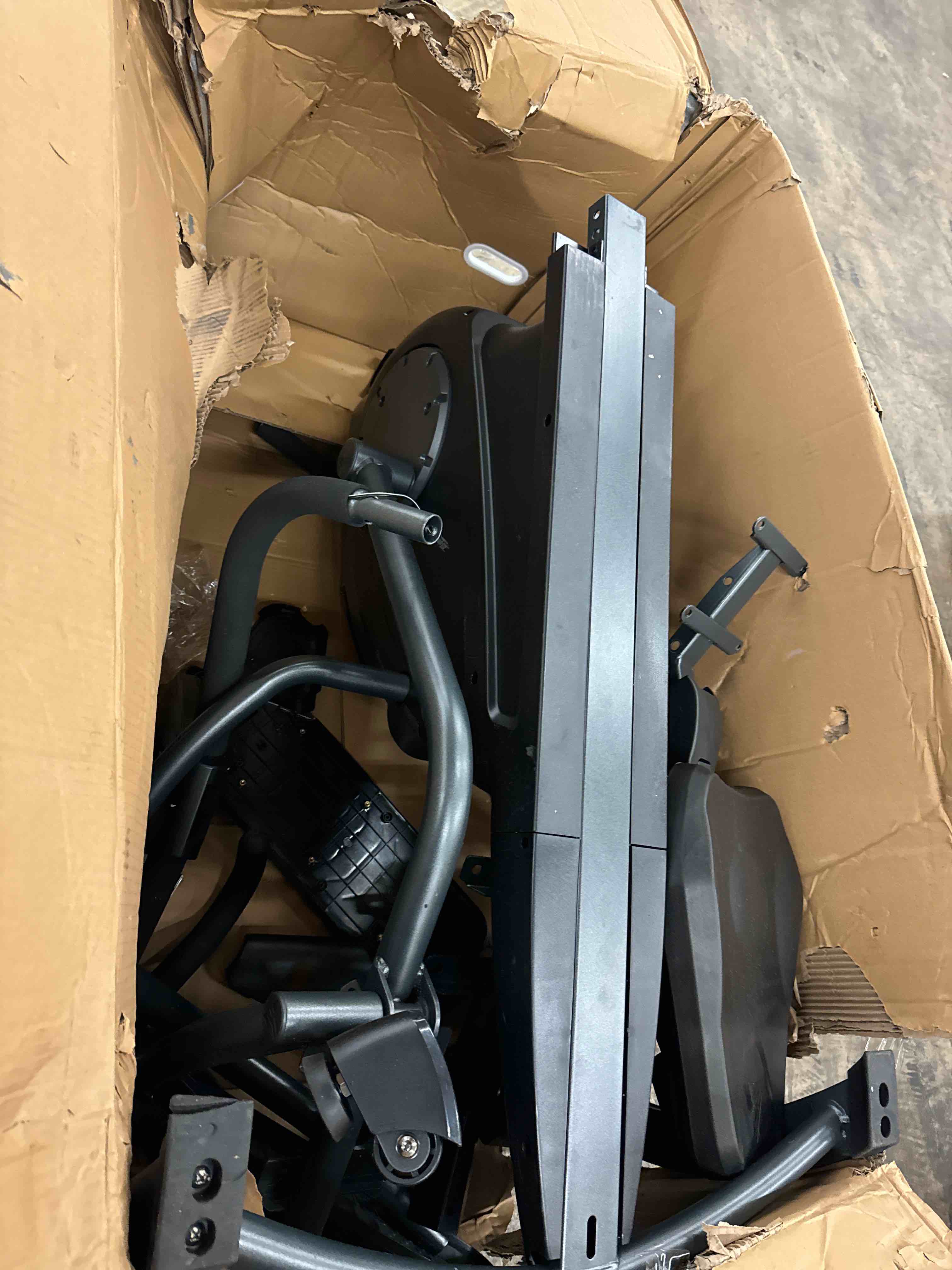 https://s3.amazonaws.com/lotting-images-prod/phillipi/YEL5873558_1732221252853.jpeg