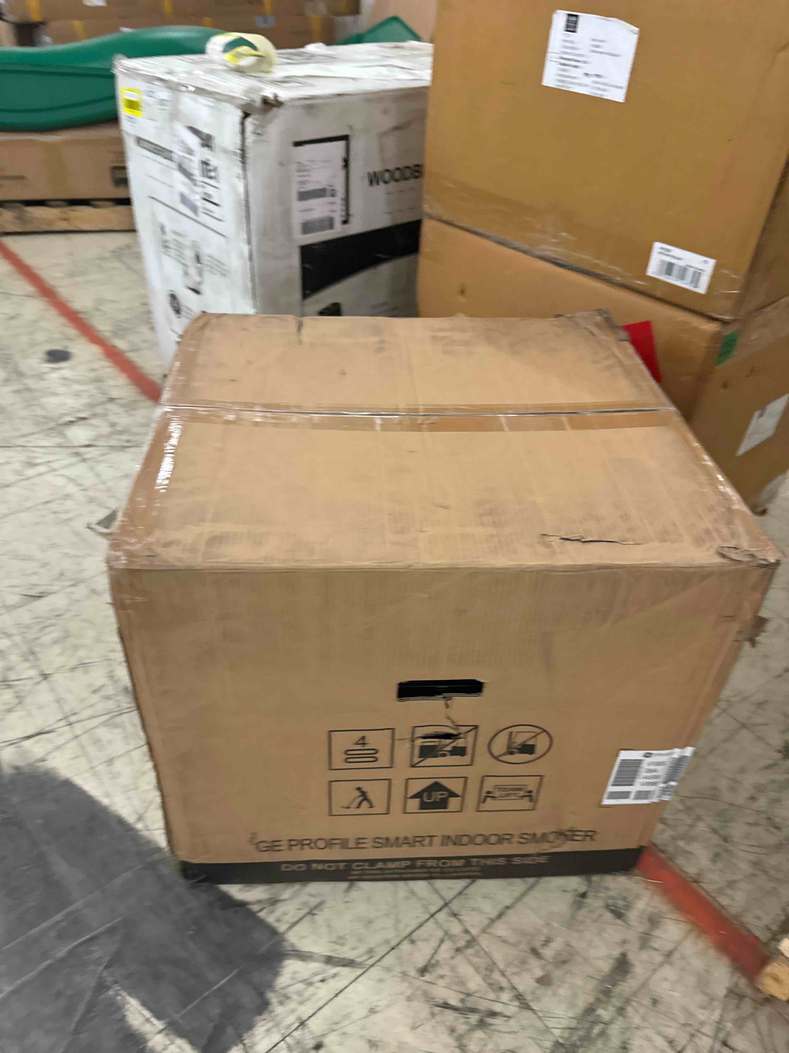 https://s3.amazonaws.com/lotting-images-prod/phillipi/YEL5873565_1732226585058.jpeg
