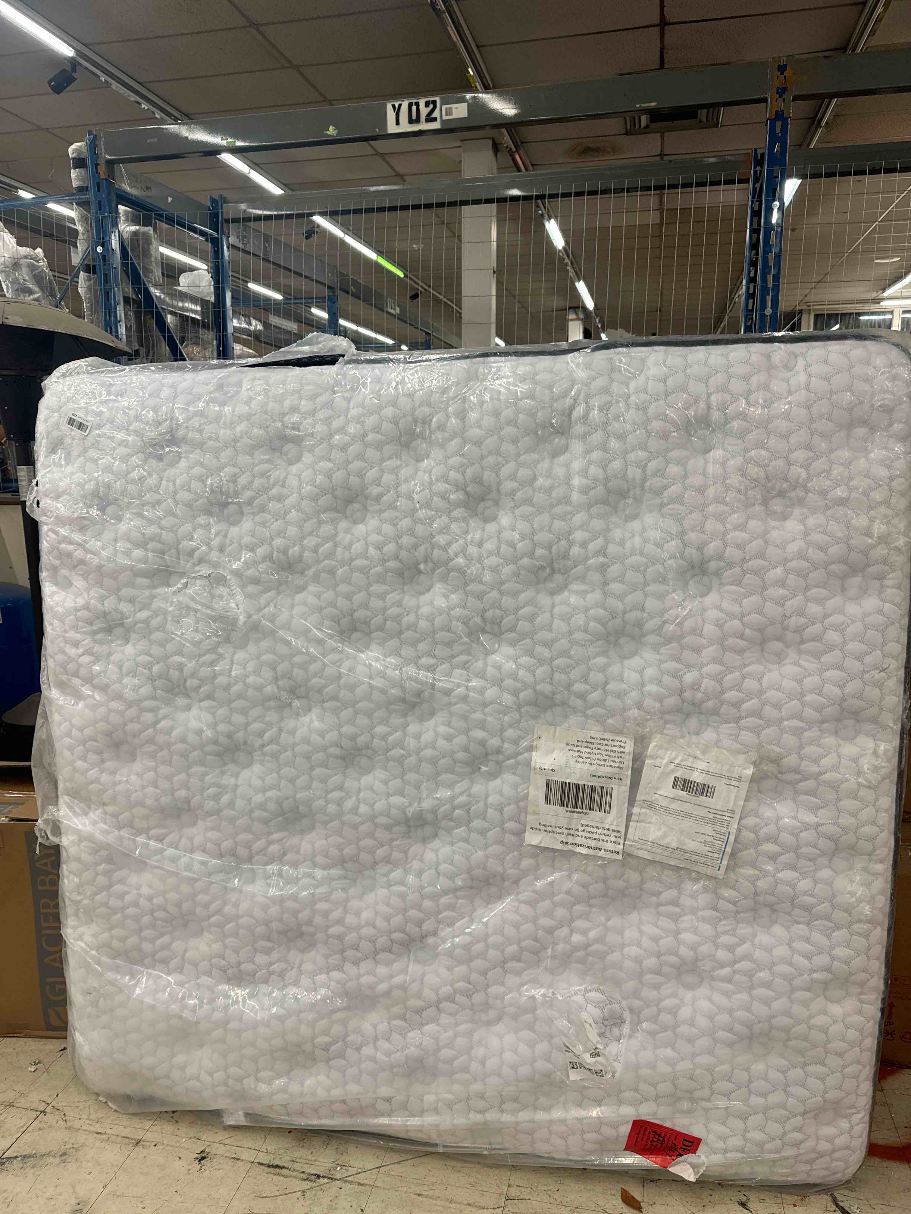 https://s3.amazonaws.com/lotting-images-prod/phillipi/YEL5873571_1732227878745.jpeg