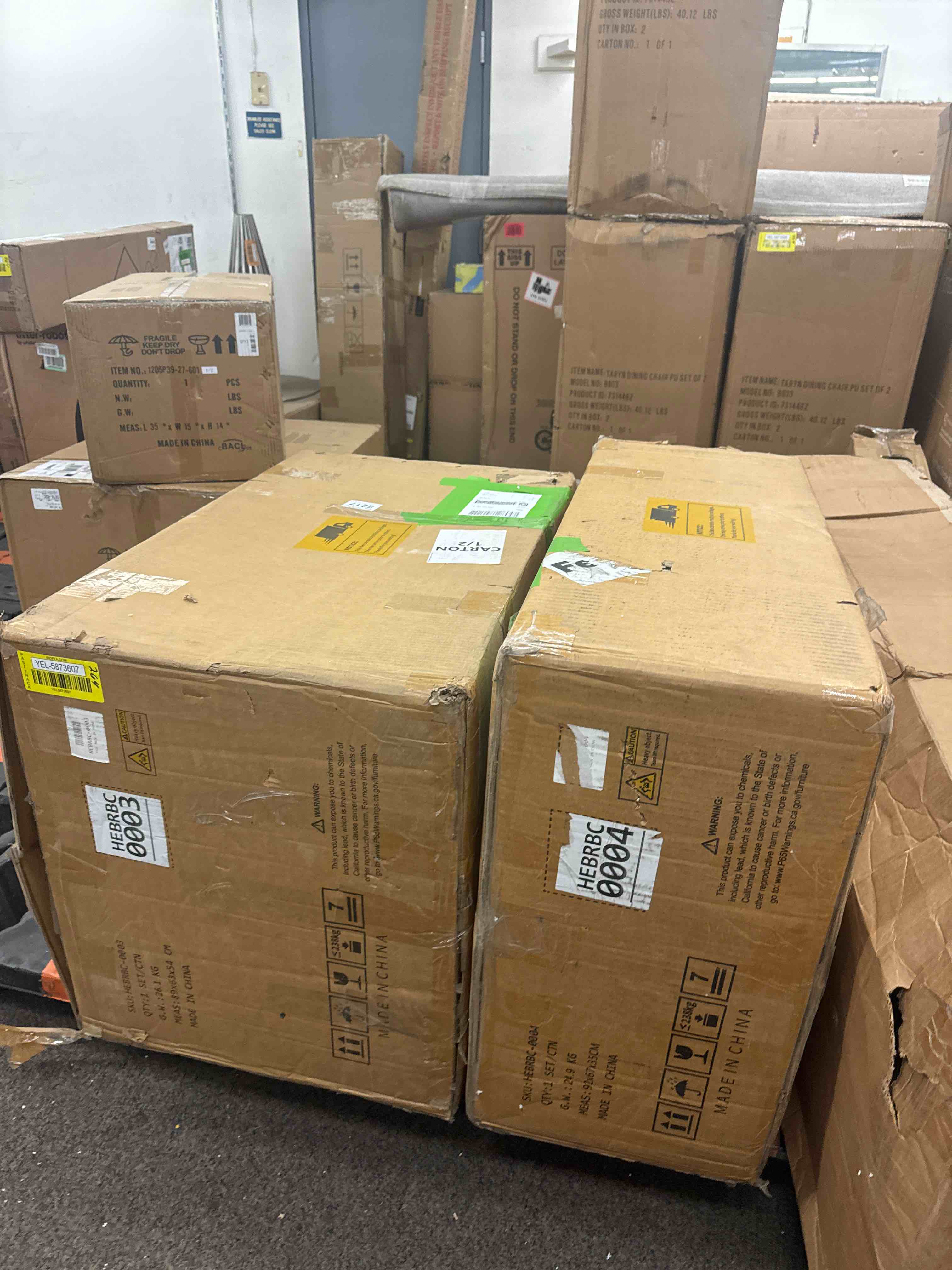 https://s3.amazonaws.com/lotting-images-prod/phillipi/YEL5873607_1732724417918.jpeg