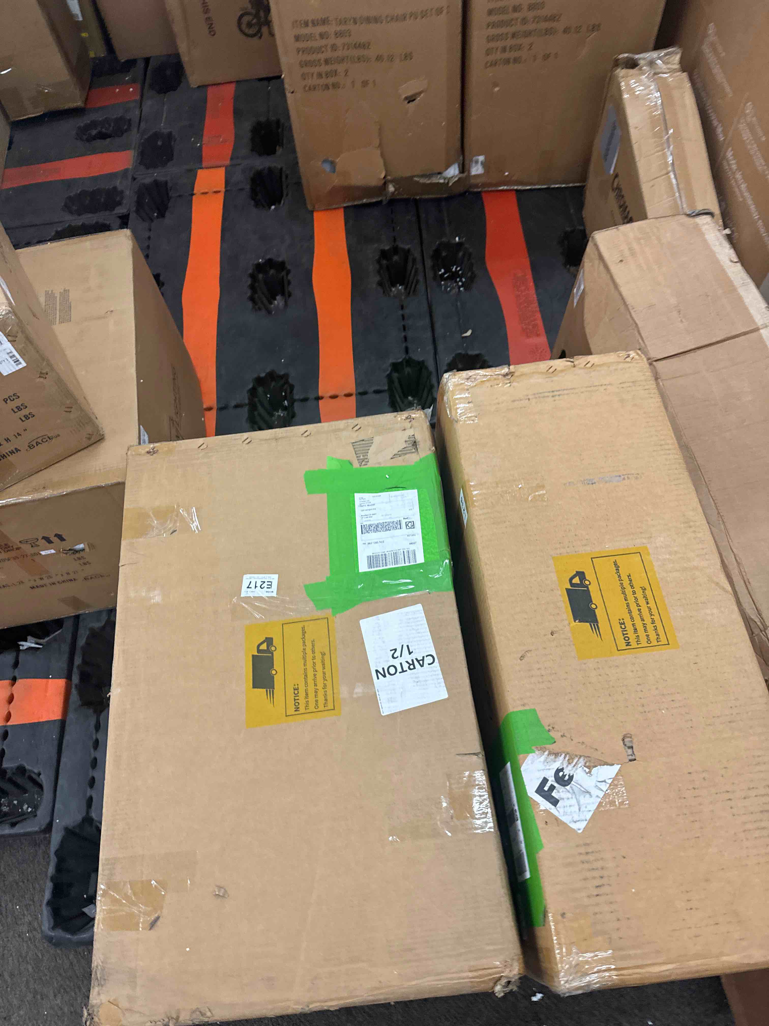 https://s3.amazonaws.com/lotting-images-prod/phillipi/YEL5873607_1732724420818.jpeg
