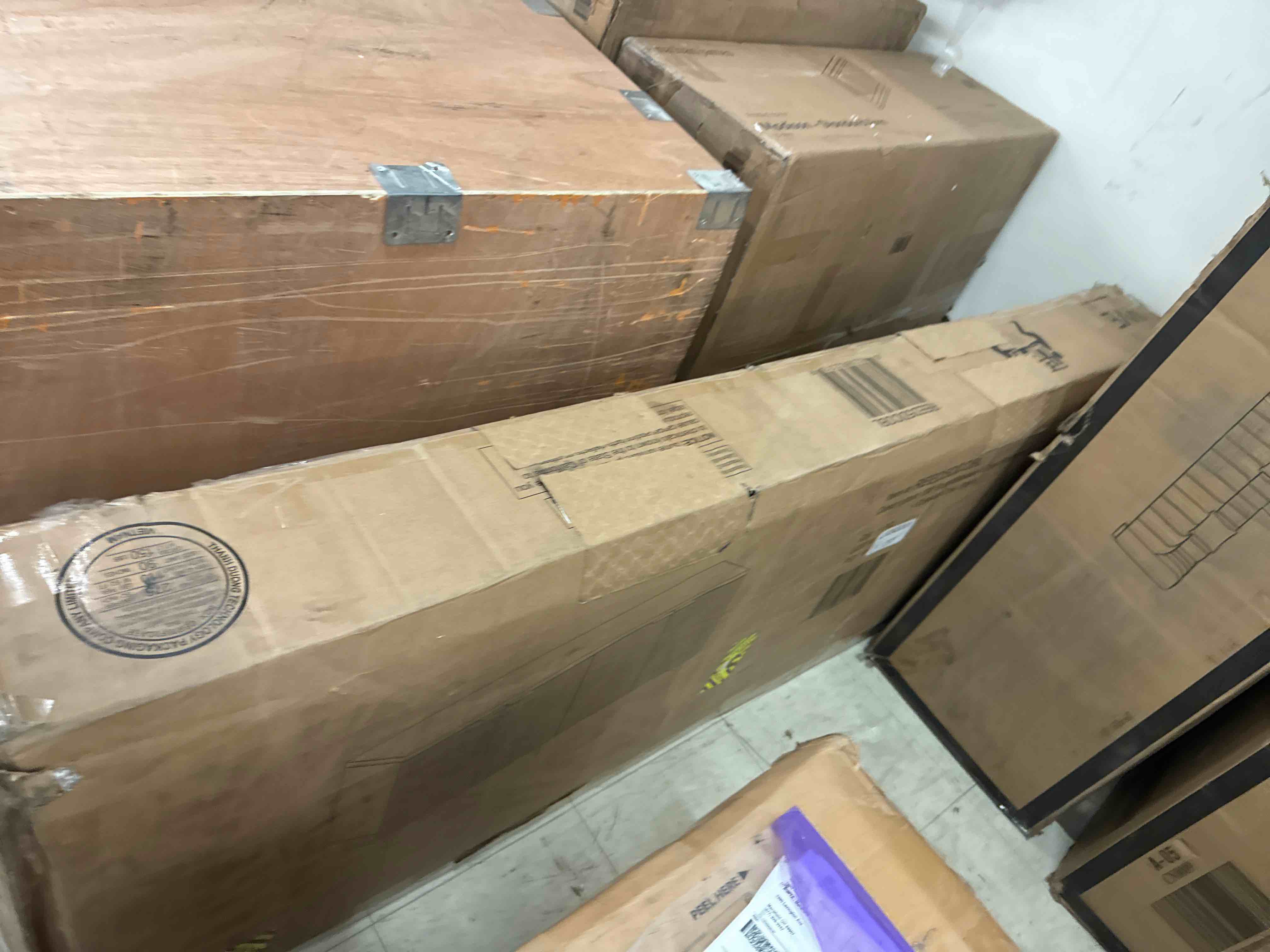 https://s3.amazonaws.com/lotting-images-prod/phillipi/YEL5873616_1732734639144.jpeg