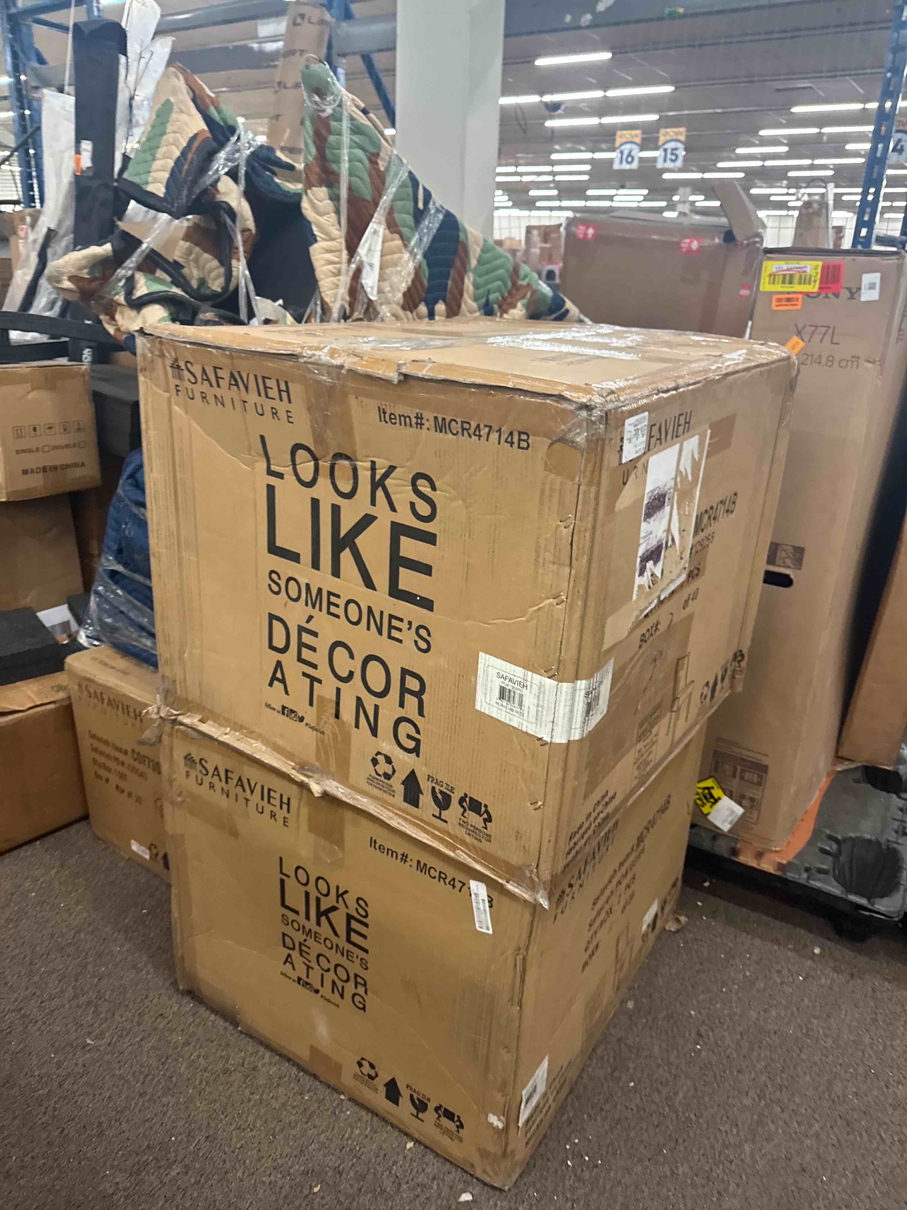 https://s3.amazonaws.com/lotting-images-prod/phillipi/YEL5873626_1737047668955.jpeg