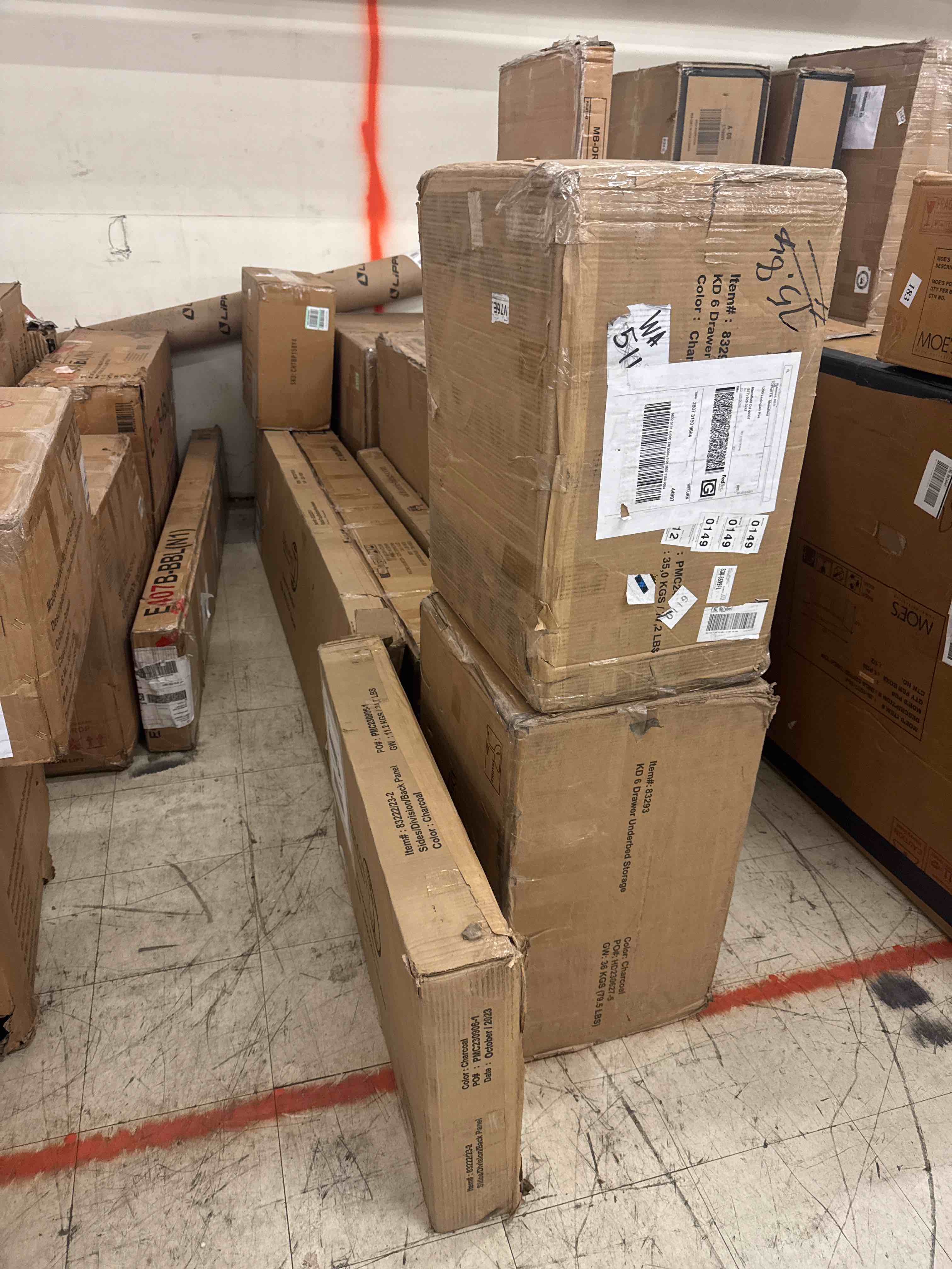 https://s3.amazonaws.com/lotting-images-prod/phillipi/YEL5873683_1733346161341.jpeg