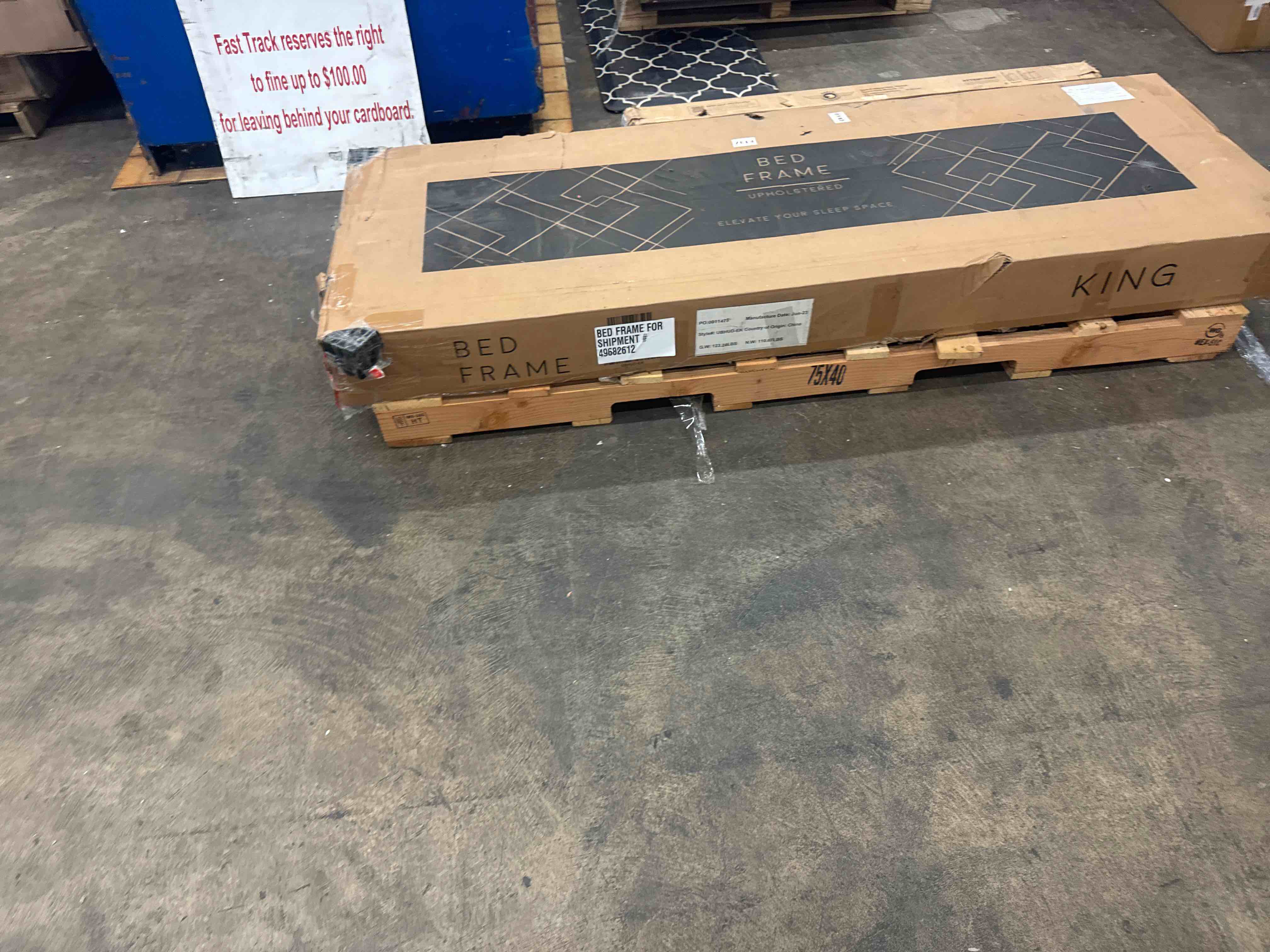 https://s3.amazonaws.com/lotting-images-prod/phillipi/YEL5873684_1733339730616.jpeg