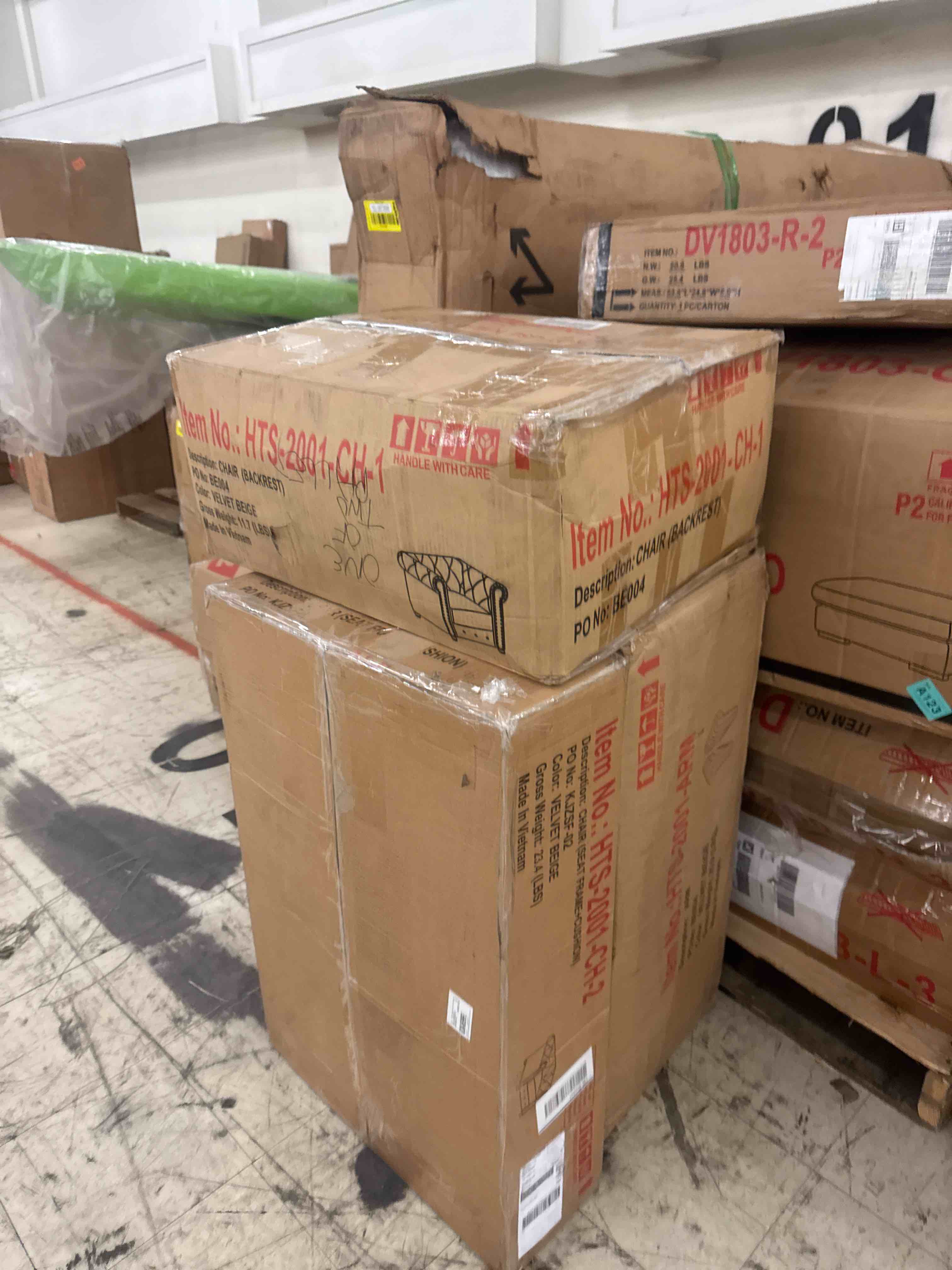 https://s3.amazonaws.com/lotting-images-prod/phillipi/YEL5873695_1733344592318.jpeg