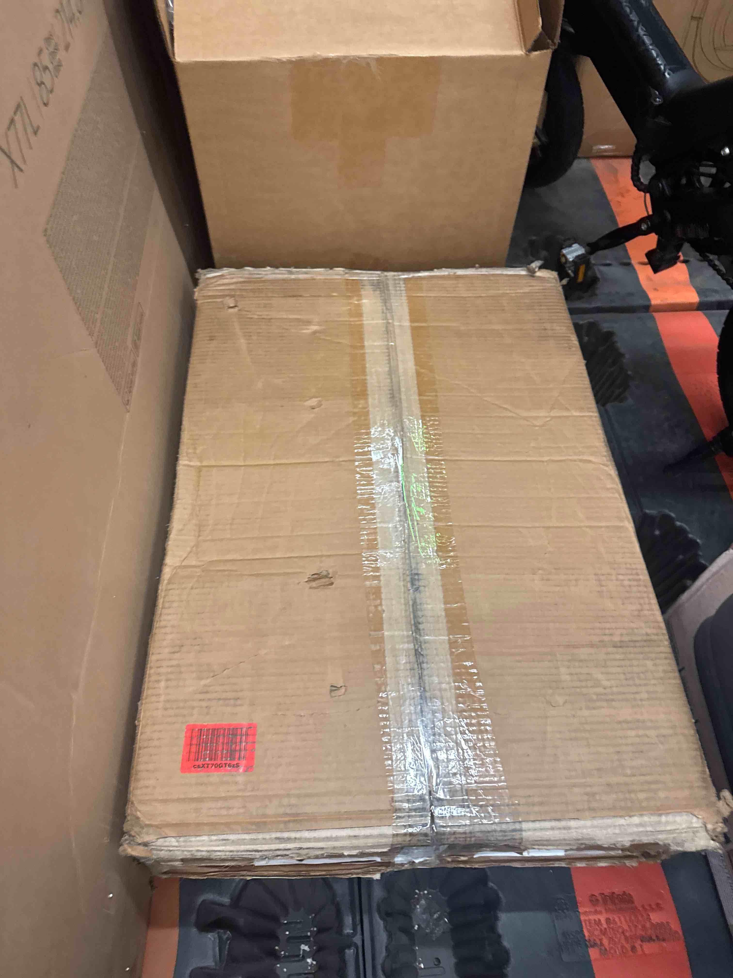 https://s3.amazonaws.com/lotting-images-prod/phillipi/YEL5873718_1733336939377.jpeg