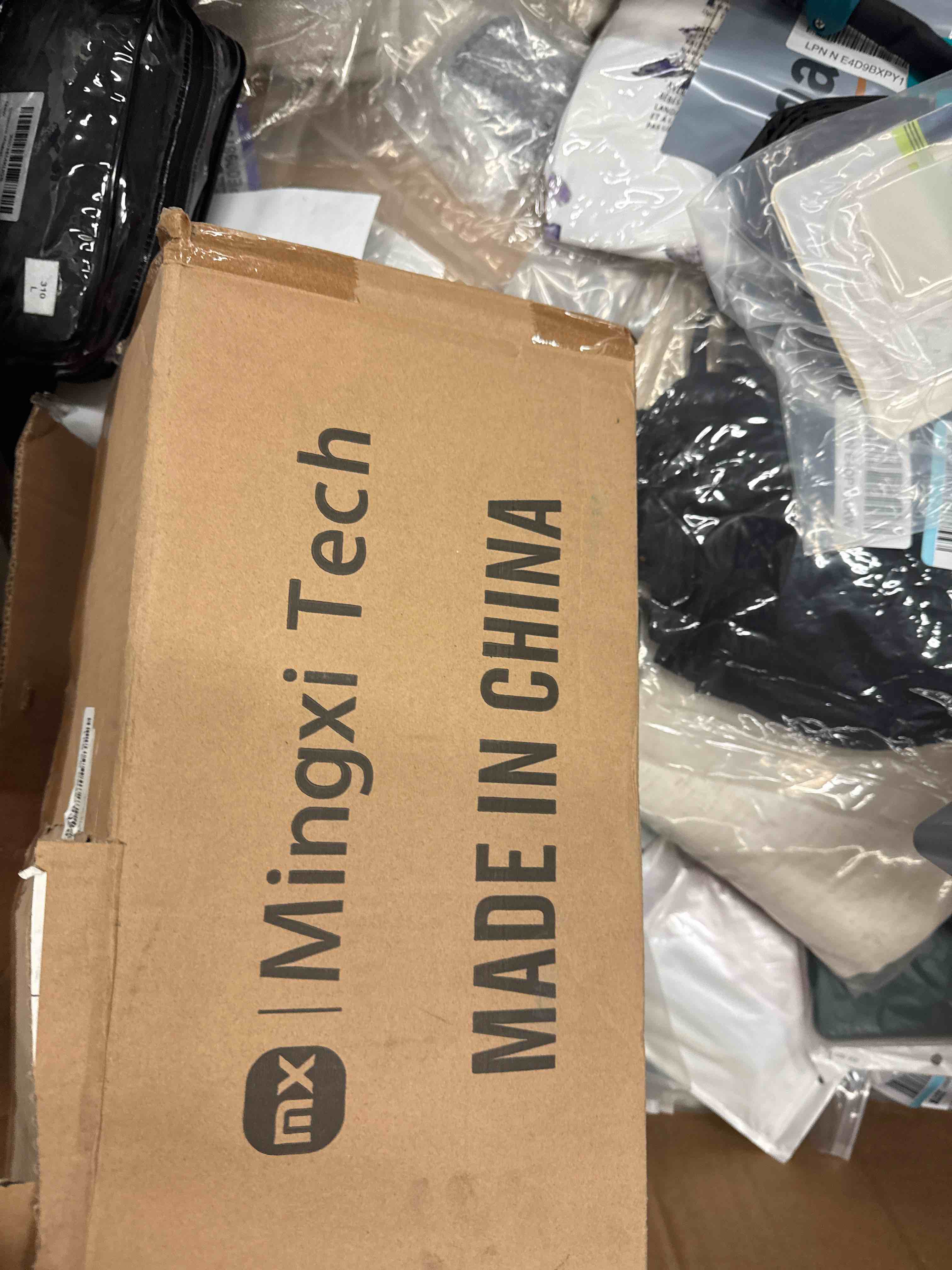 https://s3.amazonaws.com/lotting-images-prod/phillipi/YEL5873780_1733499429729.jpeg