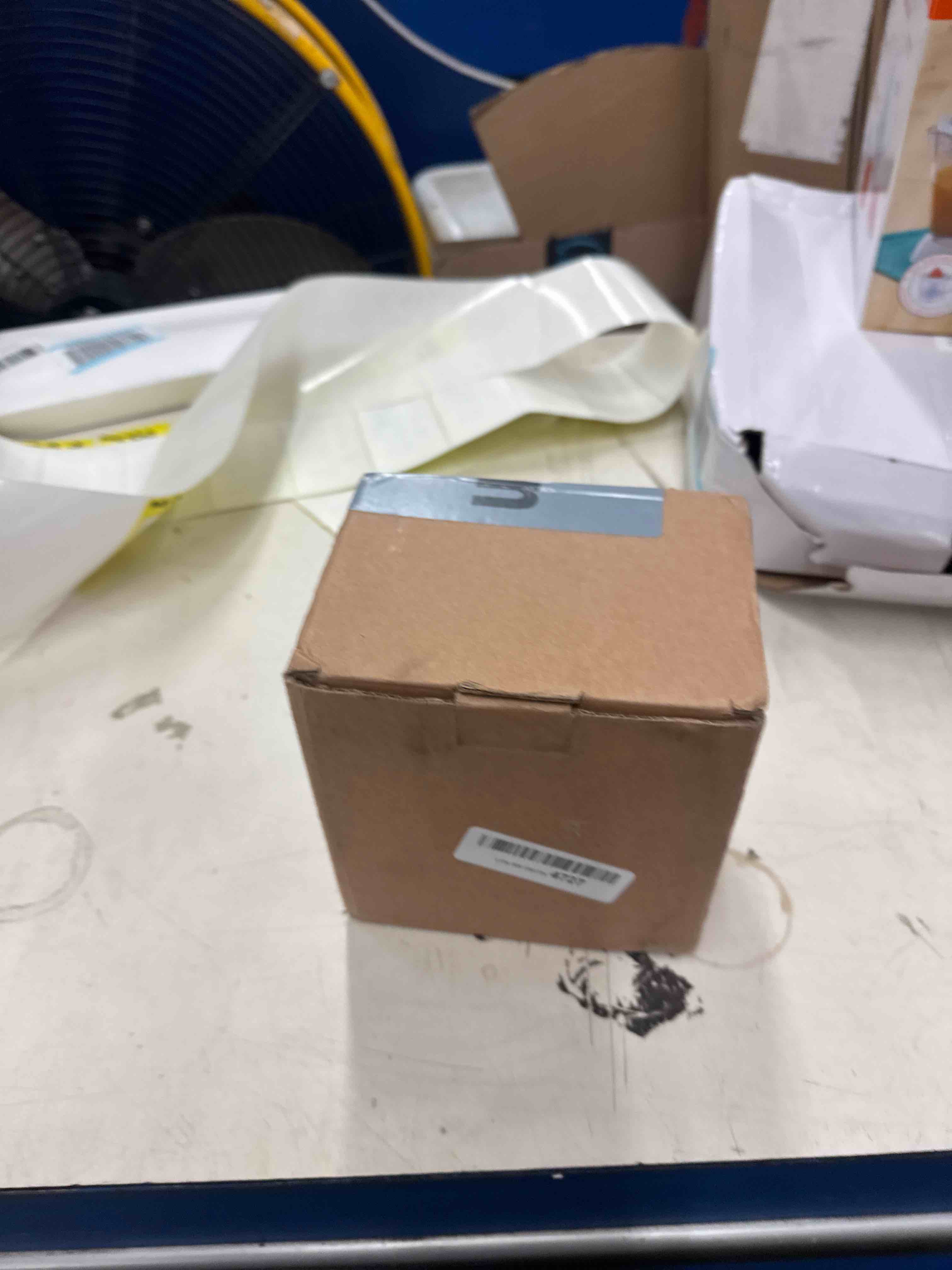 https://s3.amazonaws.com/lotting-images-prod/phillipi/YEL5873782_1733502550552.jpeg