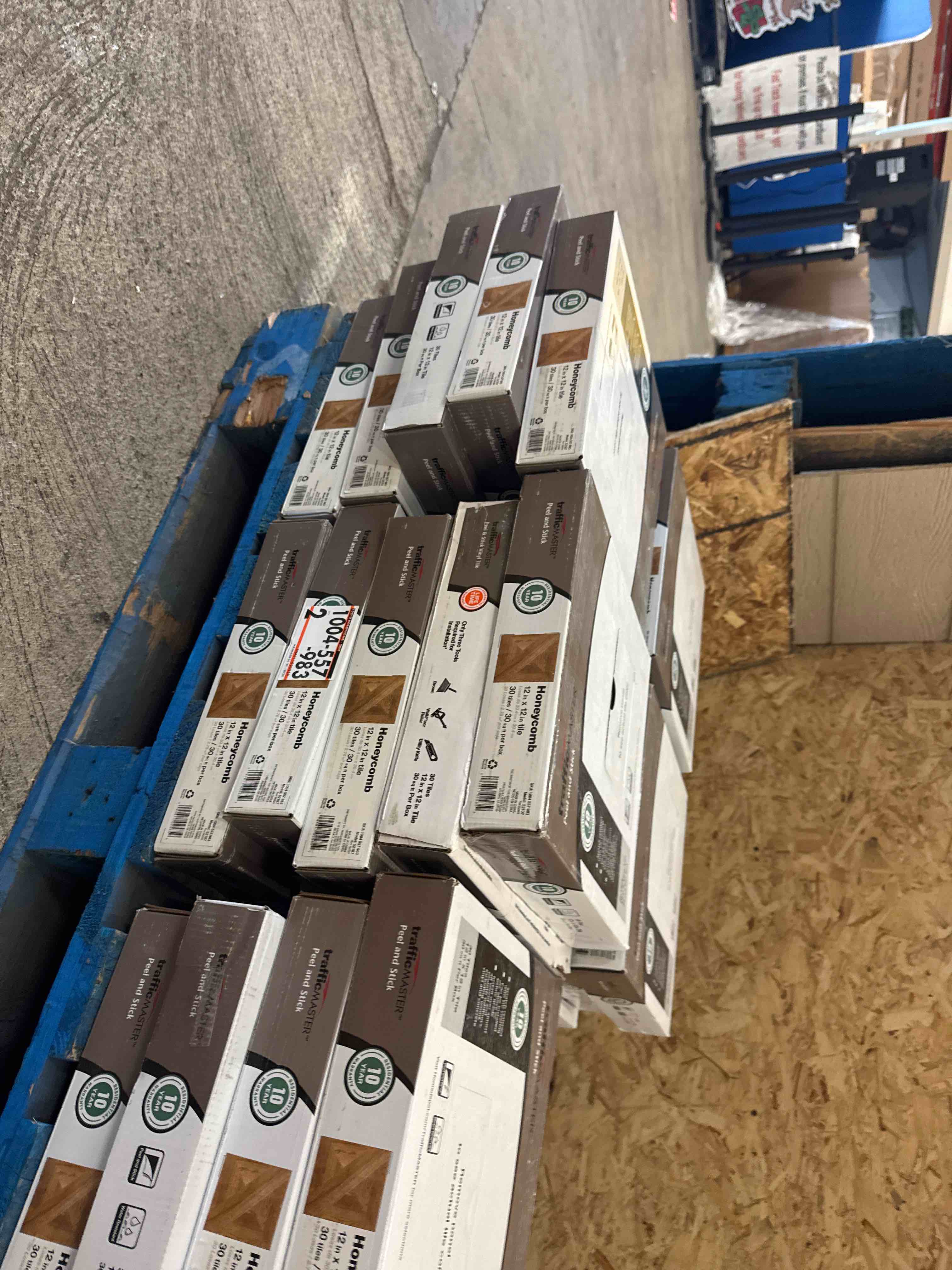 https://s3.amazonaws.com/lotting-images-prod/phillipi/YEL5873851_1736269762699.jpeg