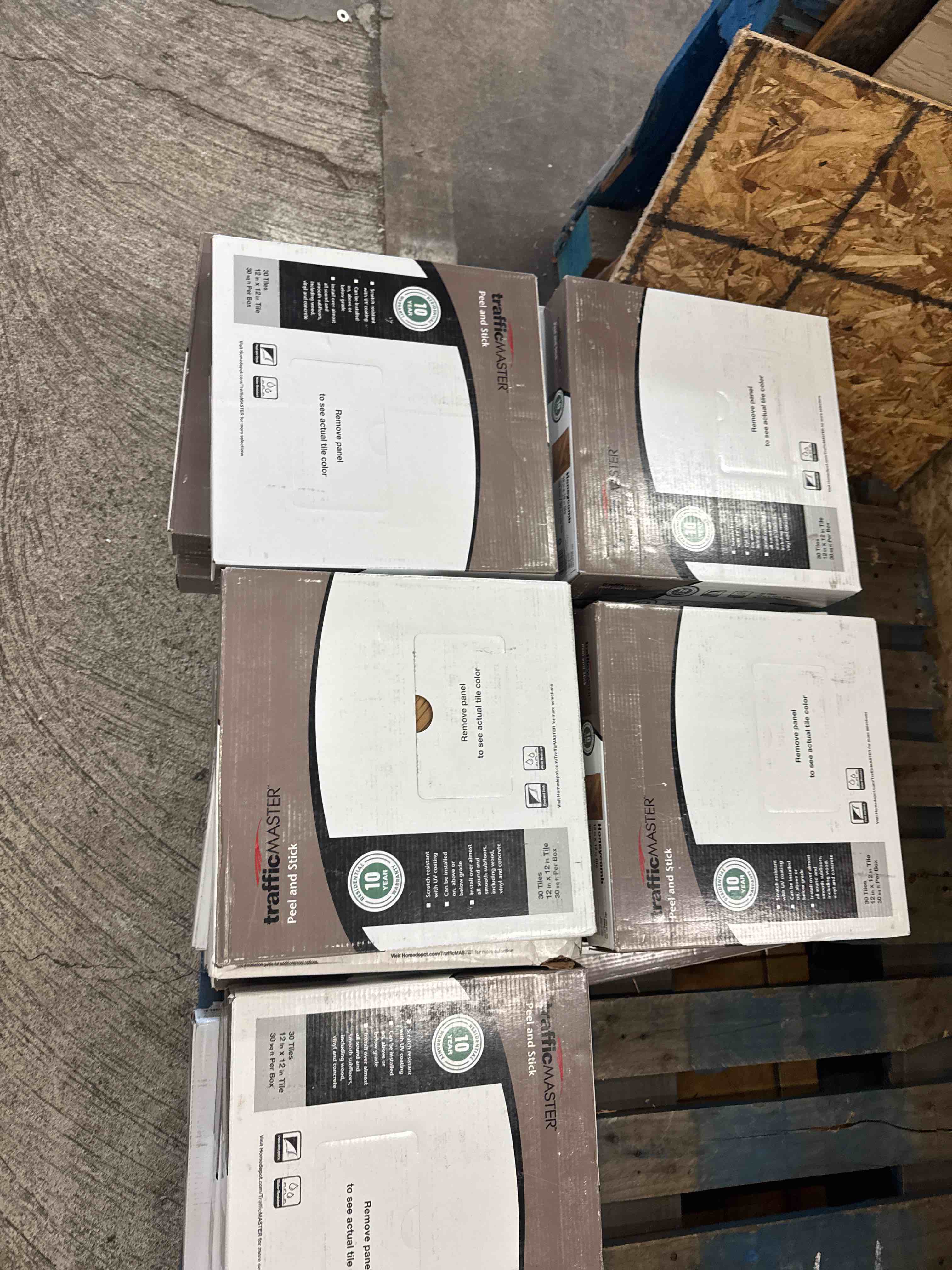 https://s3.amazonaws.com/lotting-images-prod/phillipi/YEL5873851_1736269765907.jpeg