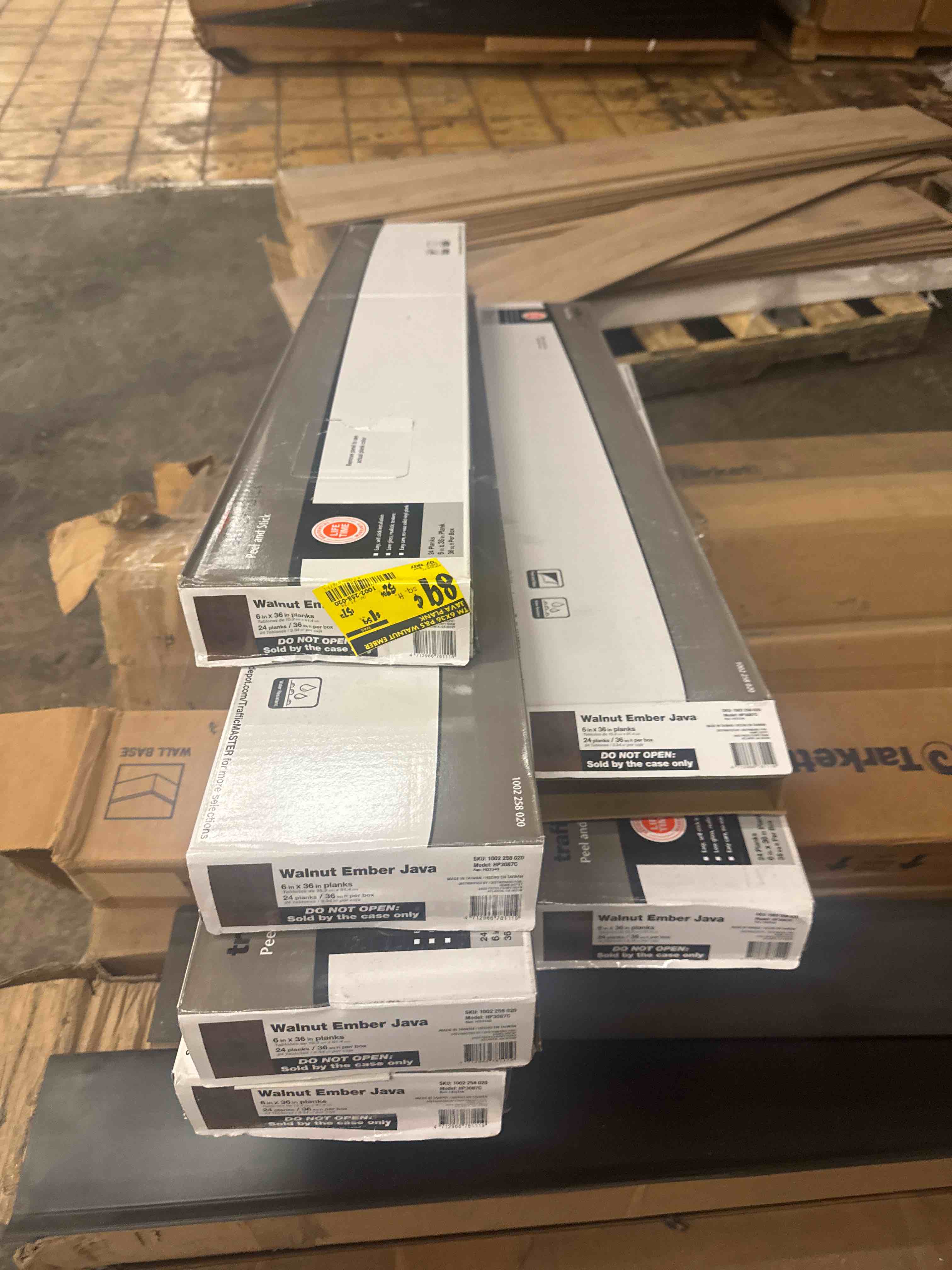 https://s3.amazonaws.com/lotting-images-prod/phillipi/YEL5873882_1736359637291.jpeg