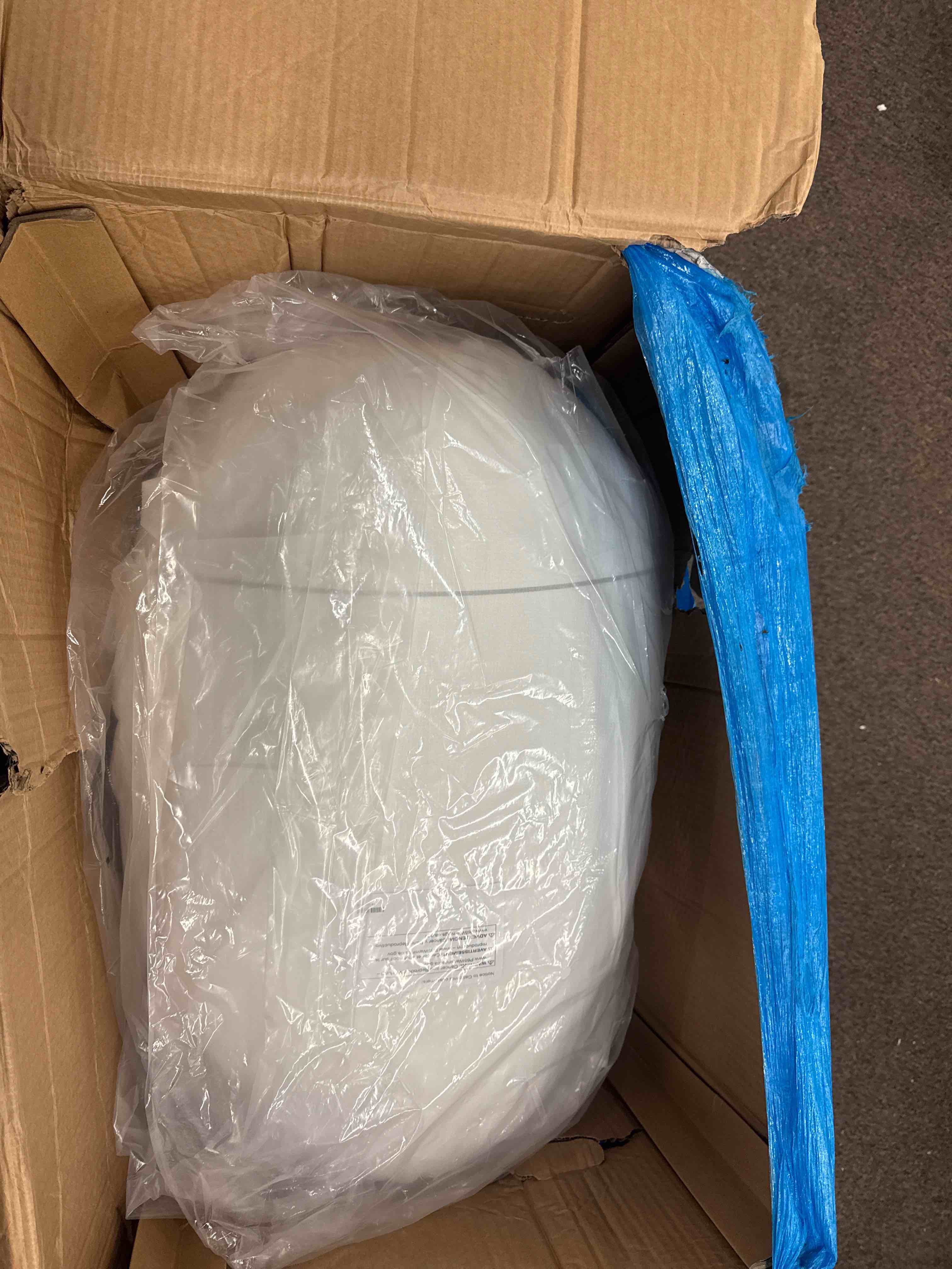 https://s3.amazonaws.com/lotting-images-prod/phillipi/YEL5873907_1737659942627.jpeg