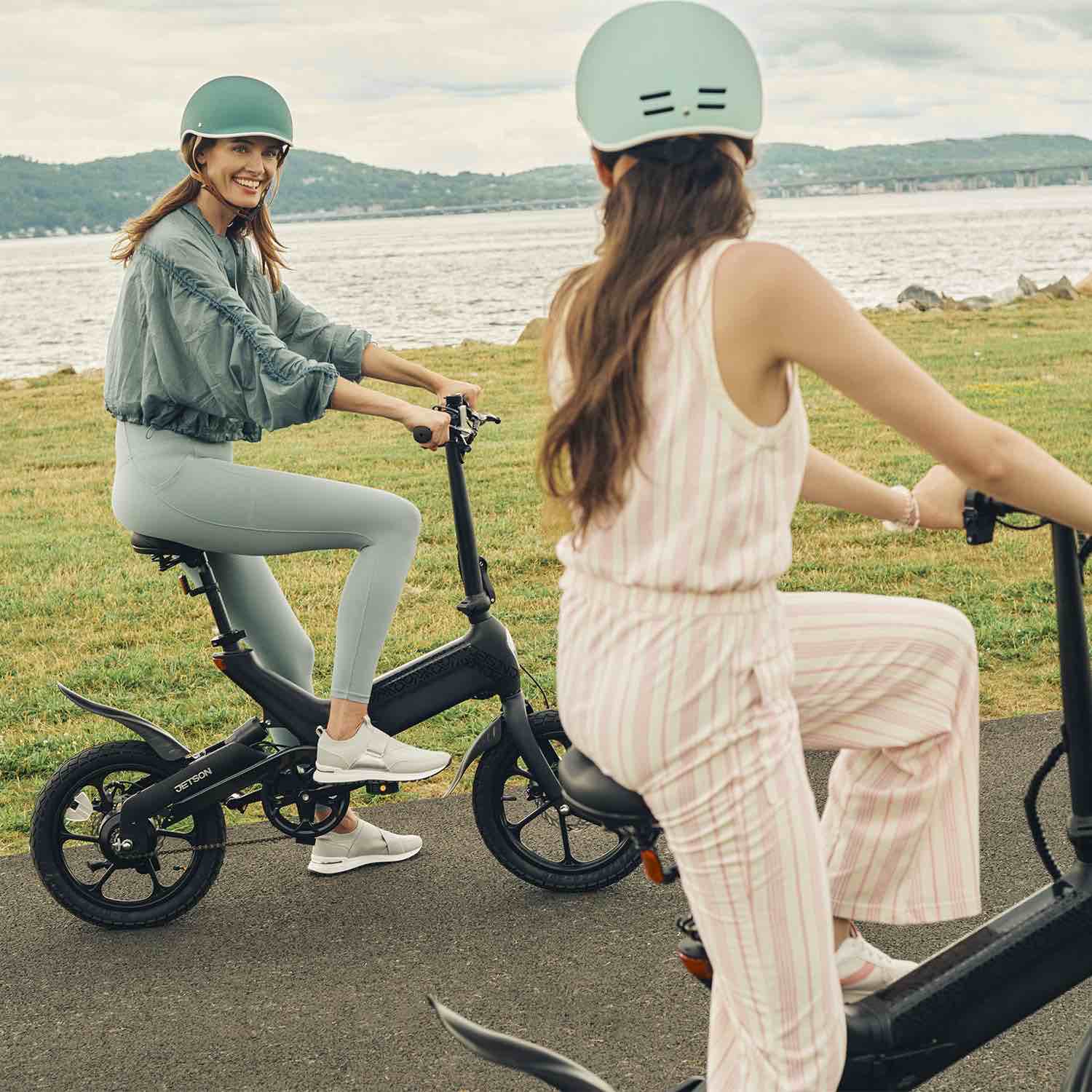 (2) Jetson Haze Folding Electric Bike (TESTED - WORKING CONDITION - BID IS PER FOLDING E-BIKE, LOT IS FOR 2 TOTAL JETSON BIKES.)