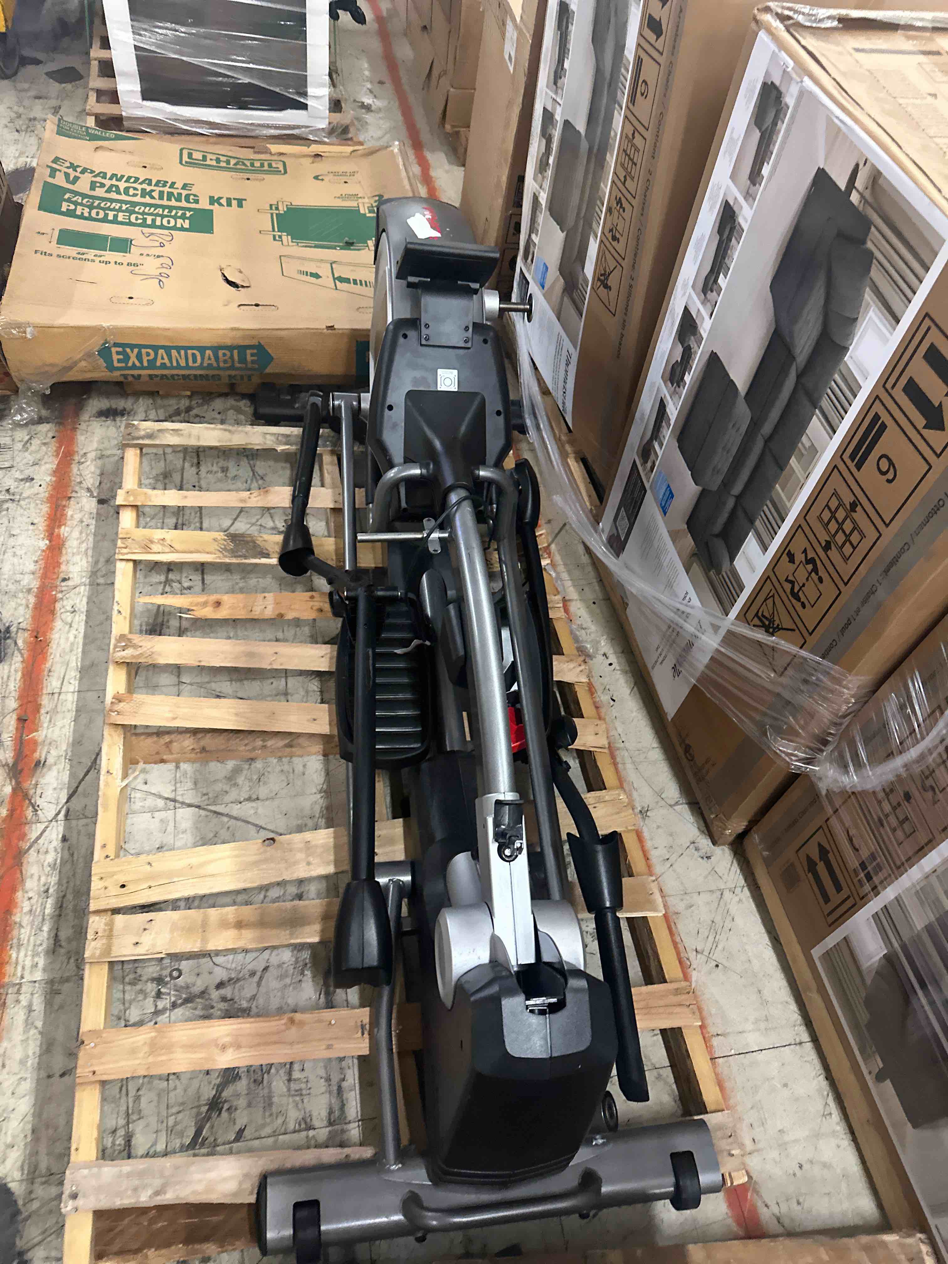 https://s3.amazonaws.com/lotting-images-prod/phillipi/YEL5874082_1741290521847.jpeg