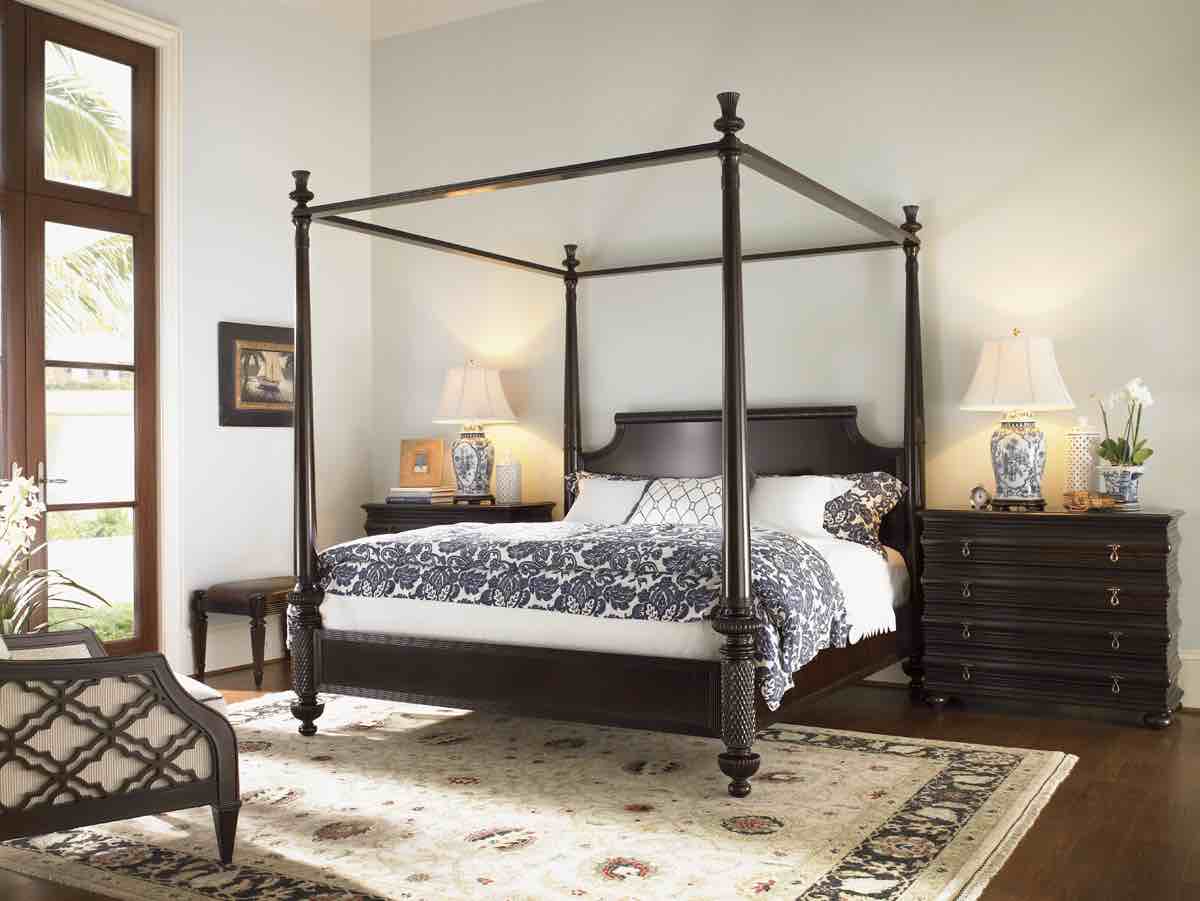 ROYAL KAHALA BY TOMMY BAHAMA HOME DIAMOND HEAD BED DIMENSIONS: 85W x 93D x 95H DIMENSIONS: 85W x 93D x 95H in ITEM #: 537-174C