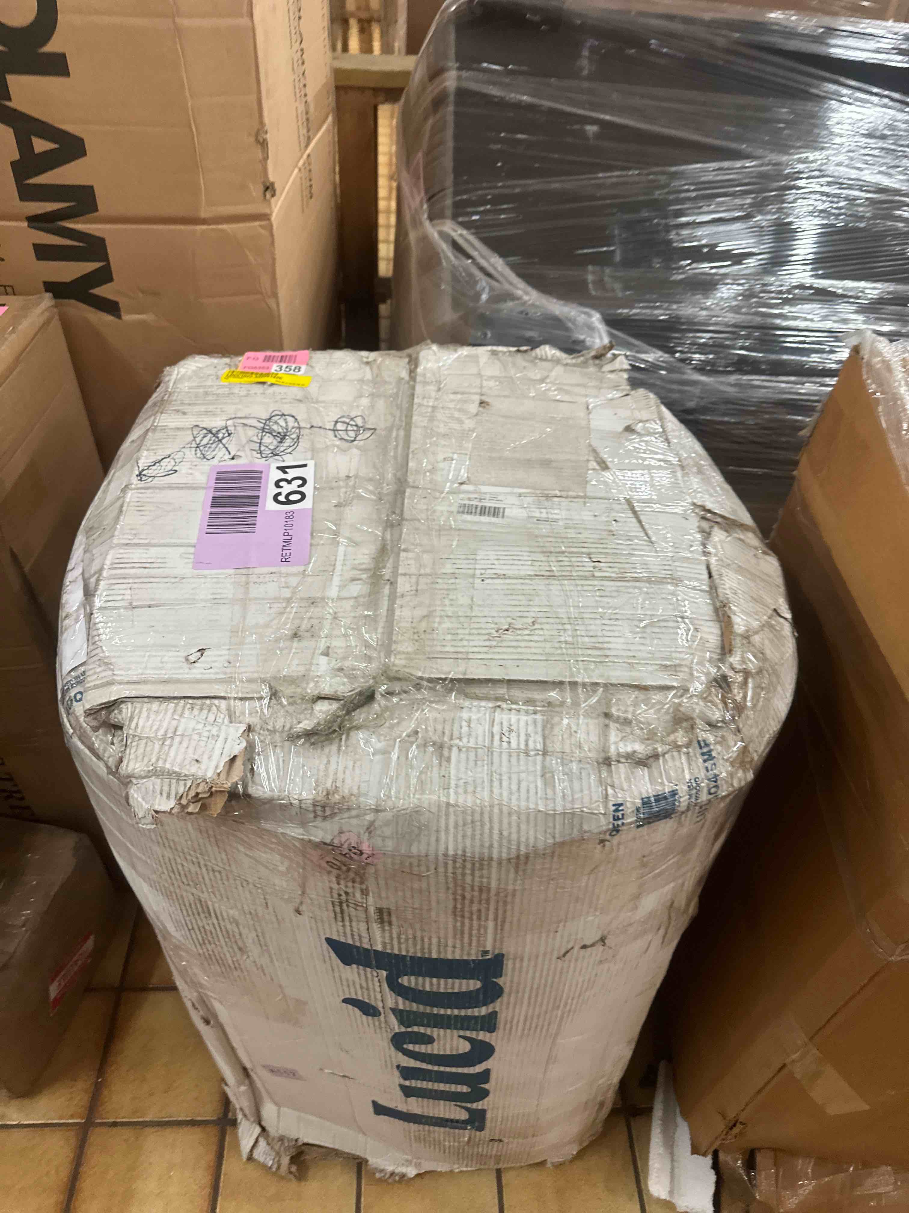 https://s3.amazonaws.com/lotting-images-prod/phillipi/YEL5874347_1743527910815.jpeg