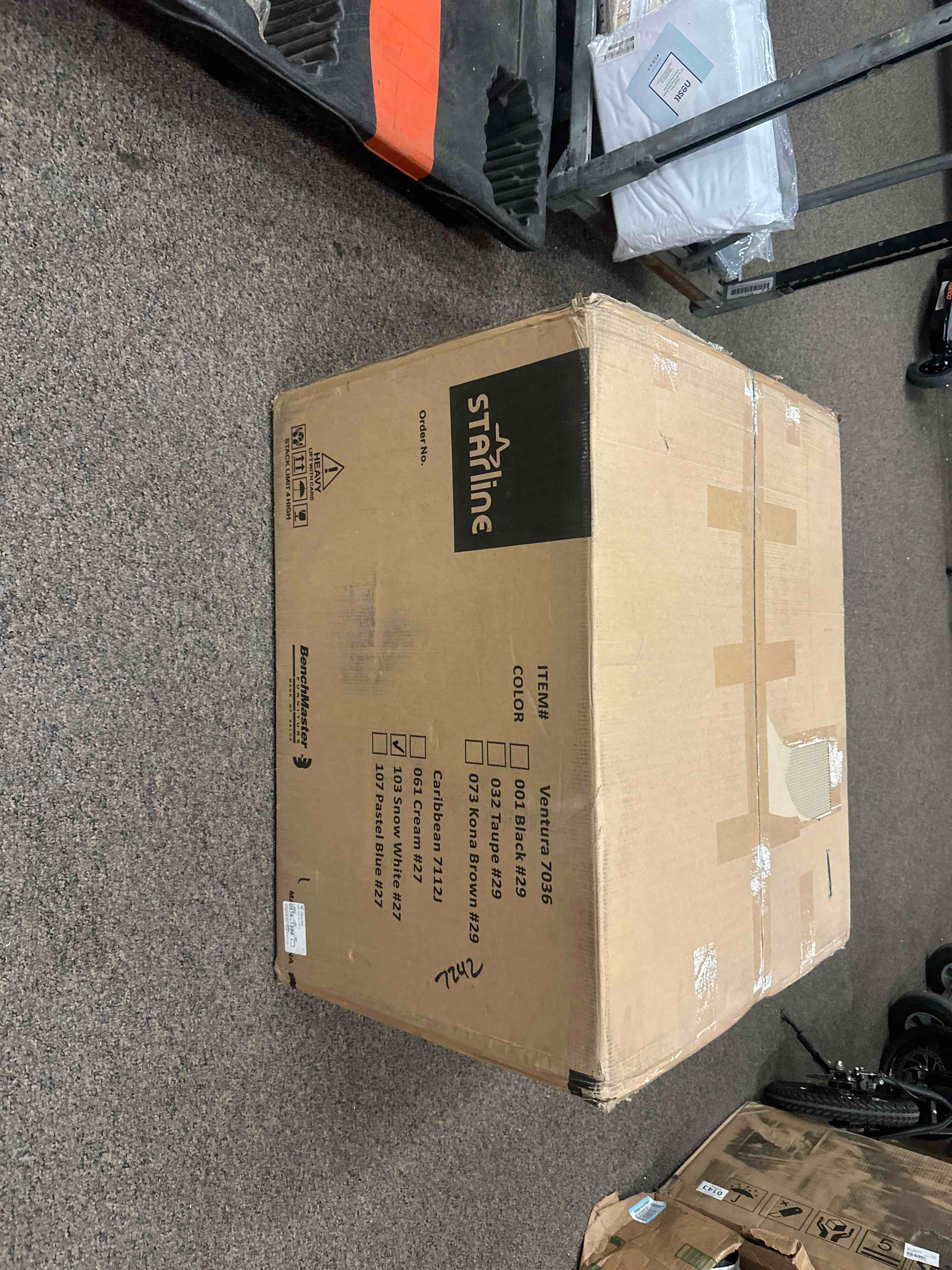 https://s3.amazonaws.com/lotting-images-prod/phillipi/YEL5874387_1743692170925.jpeg