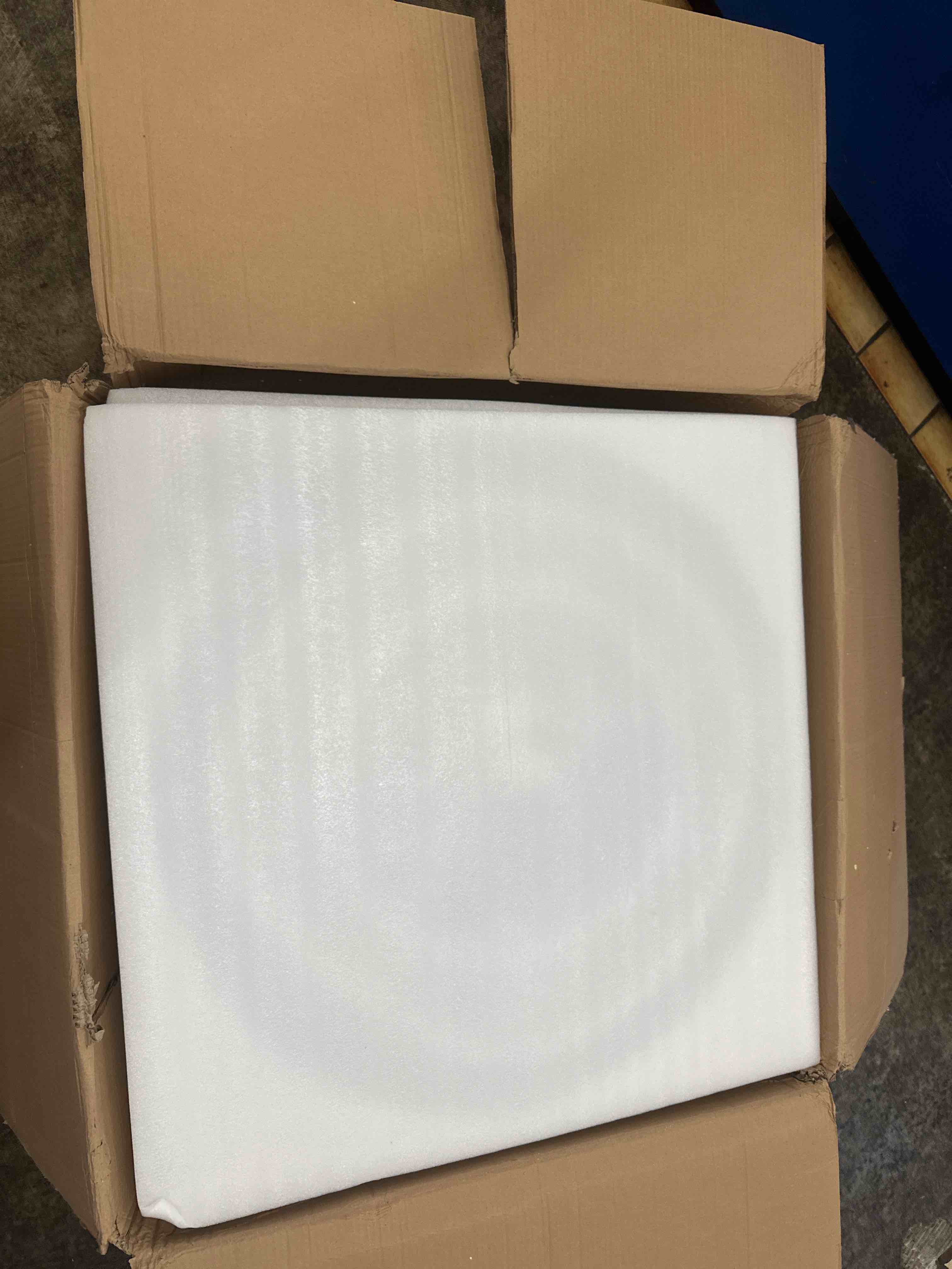 https://s3.amazonaws.com/lotting-images-prod/phillipi/YEL5874397_1743694884852.jpeg