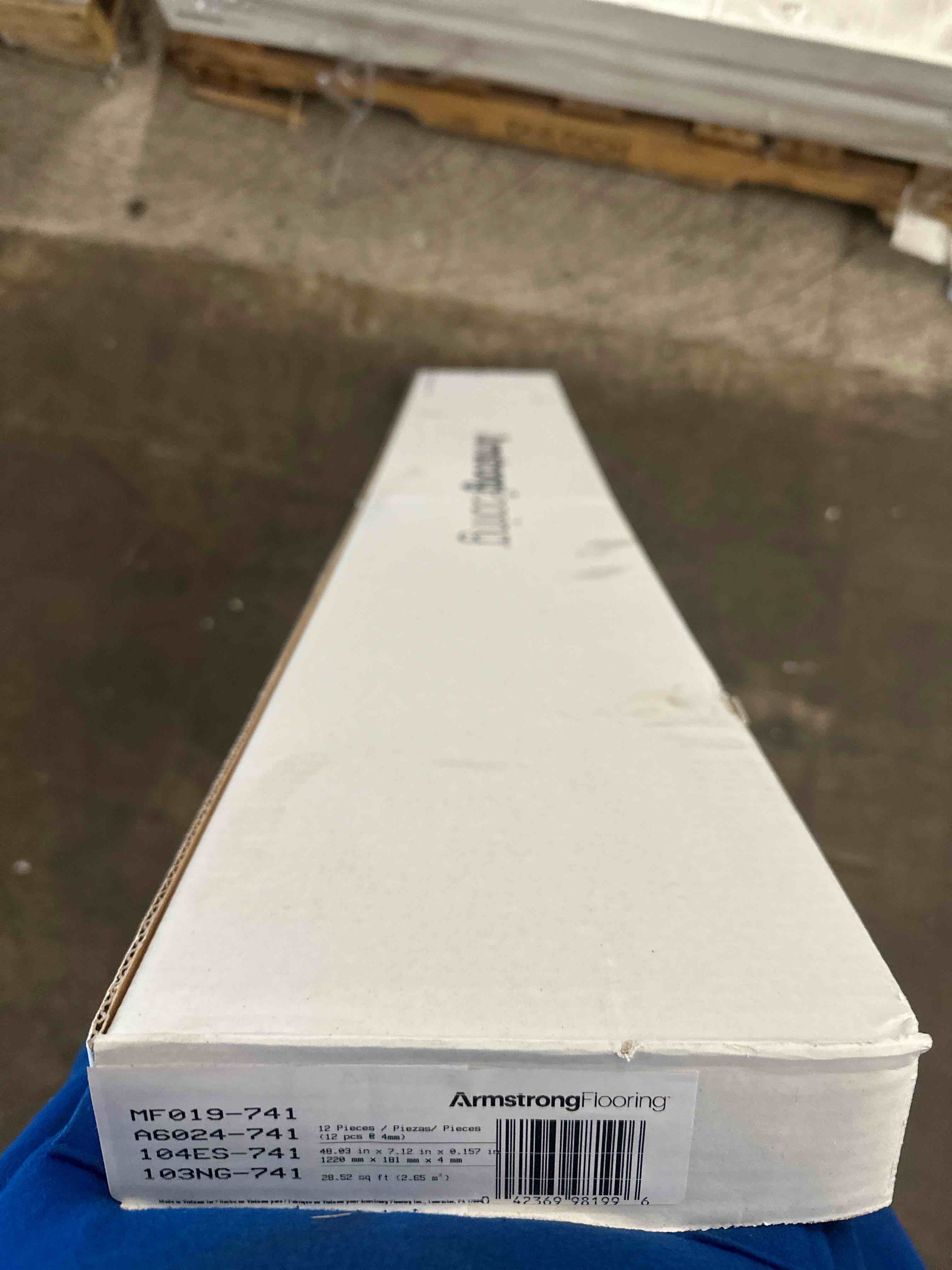 https://s3.amazonaws.com/lotting-images-prod/phillipi/YEL5874403_1744213030994.jpeg