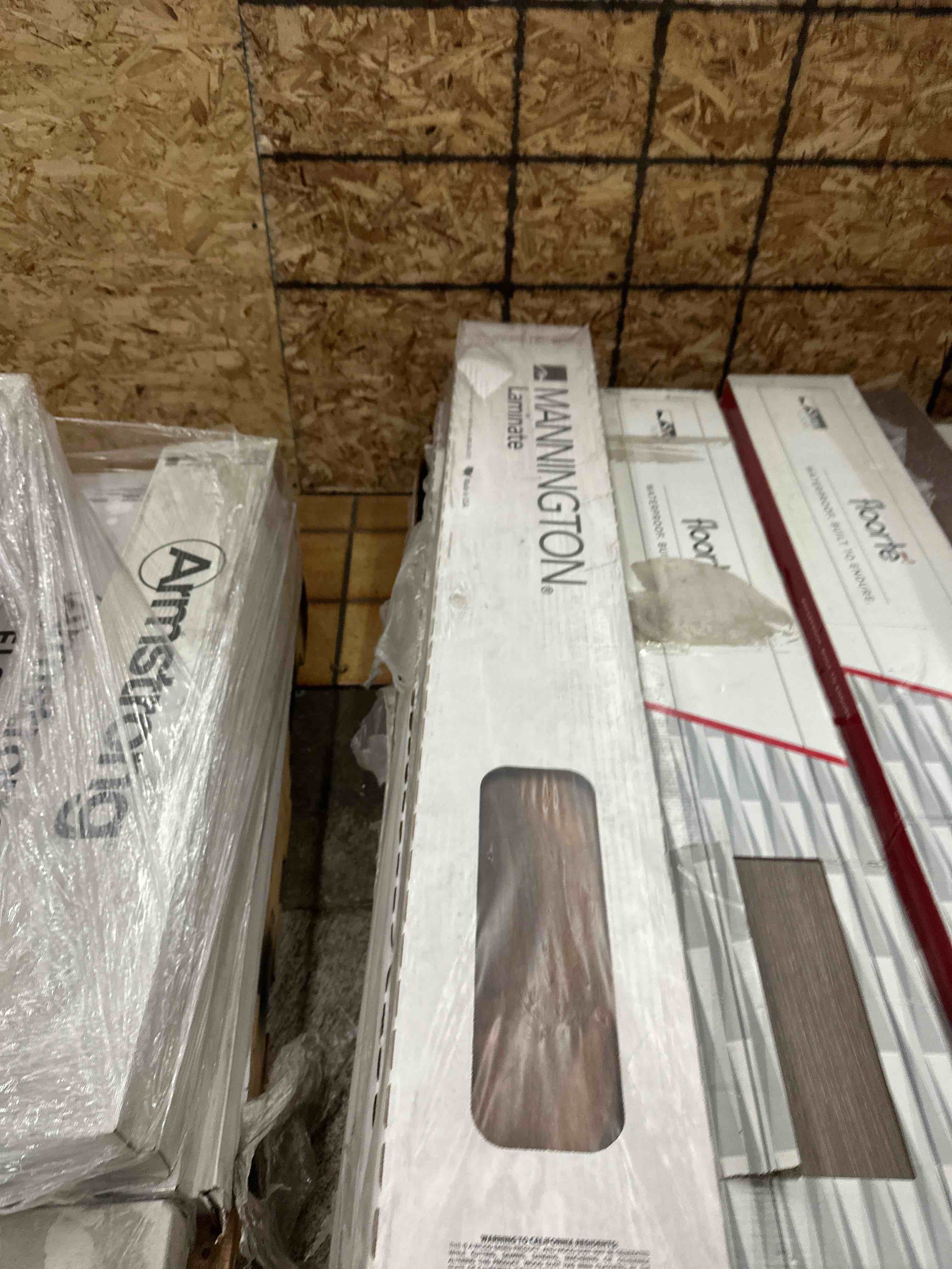 https://s3.amazonaws.com/lotting-images-prod/phillipi/YEL5874409_1744224446180.jpeg