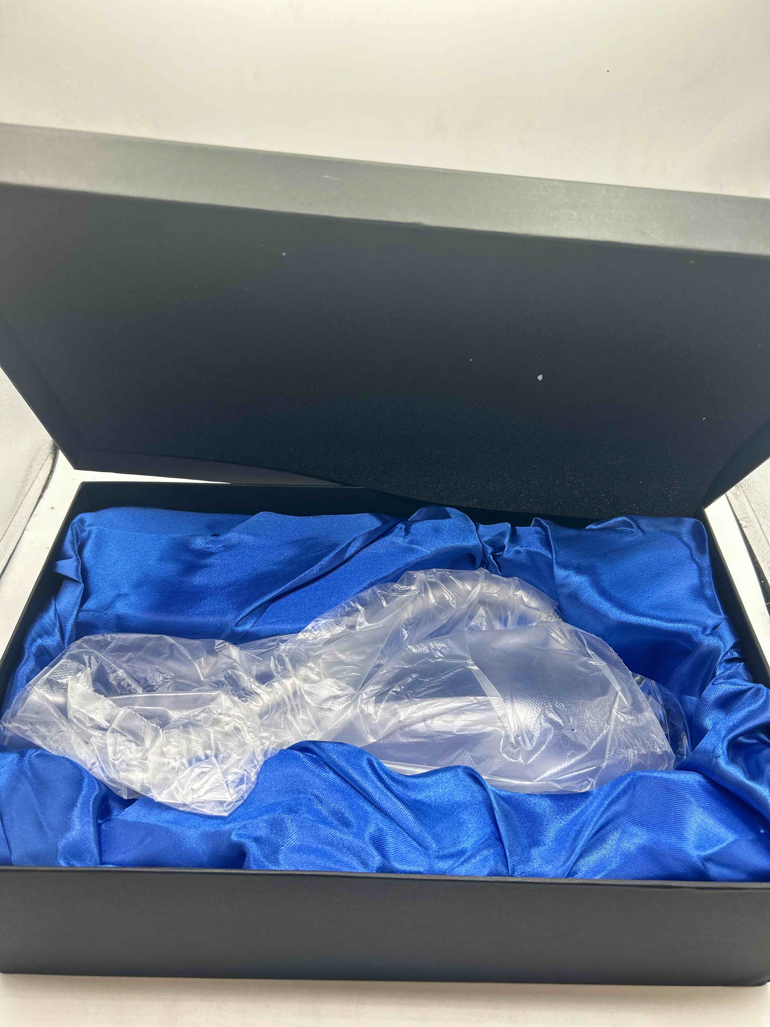 https://s3.amazonaws.com/lotting-images-prod/phillipi/YEL5912417_1715090368841.jpeg