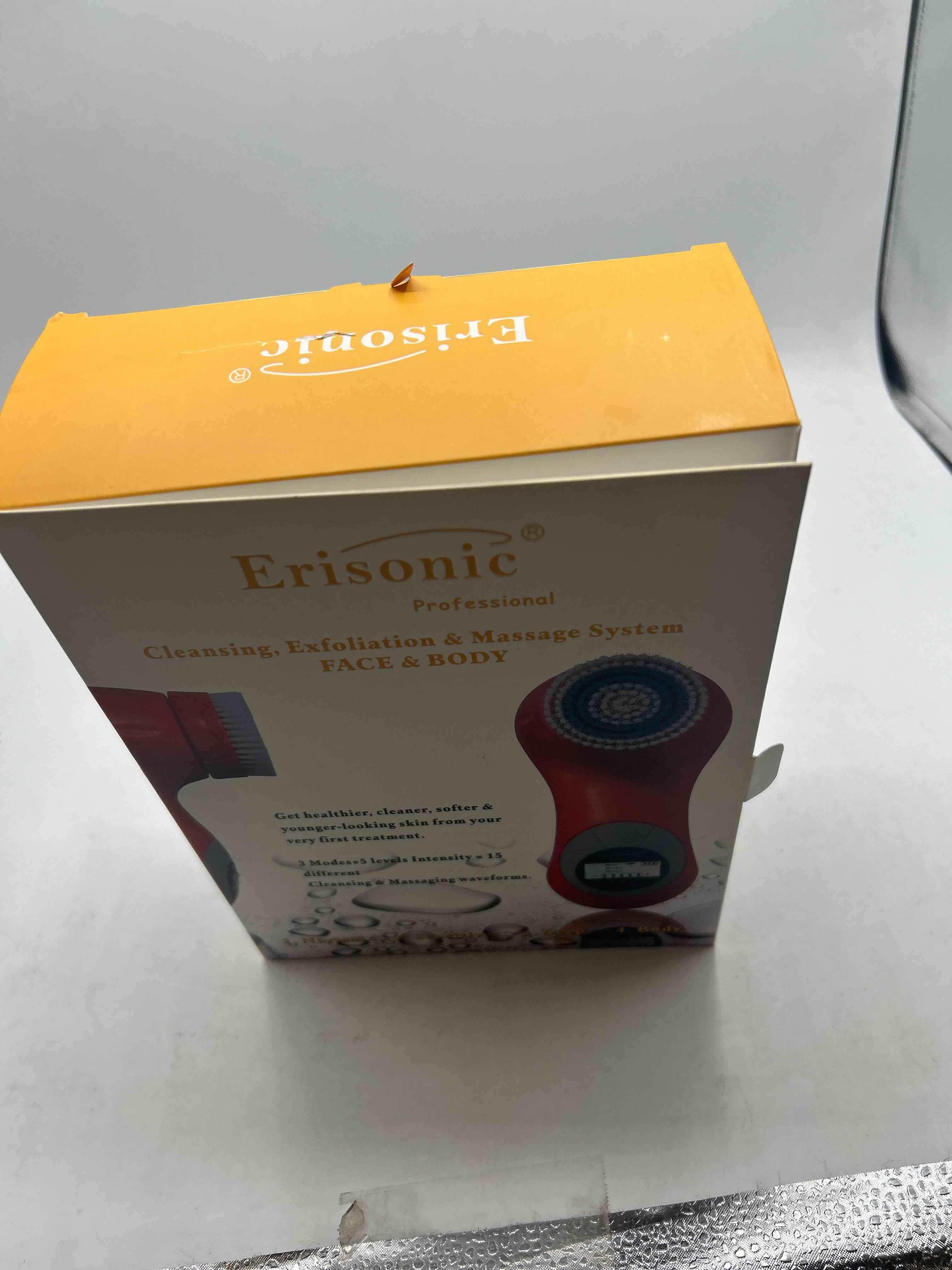 https://s3.amazonaws.com/lotting-images-prod/phillipi/YEL5912432_1715092659552.jpeg