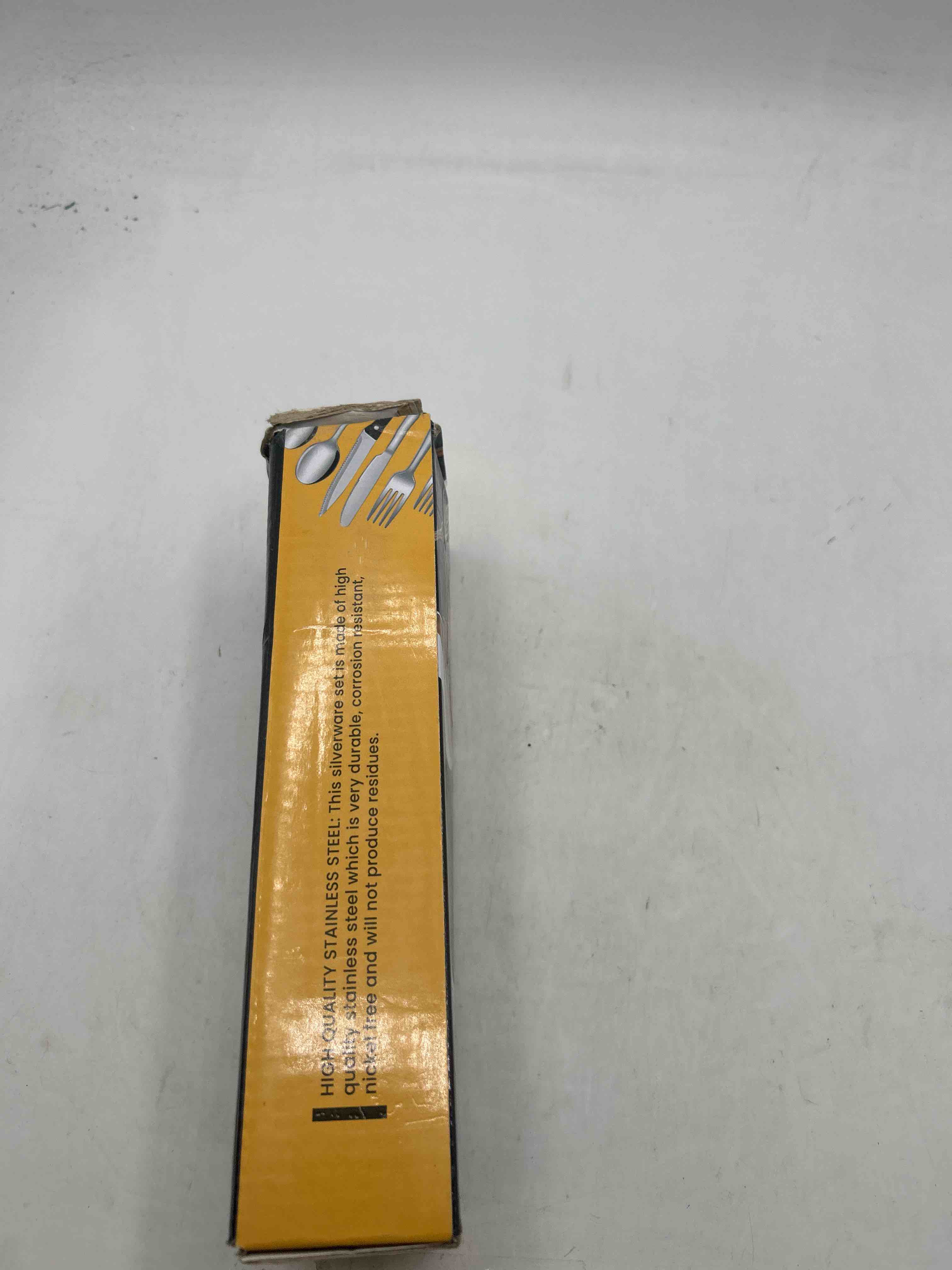 https://s3.amazonaws.com/lotting-images-prod/phillipi/YEL5913335_1716236917783.jpeg