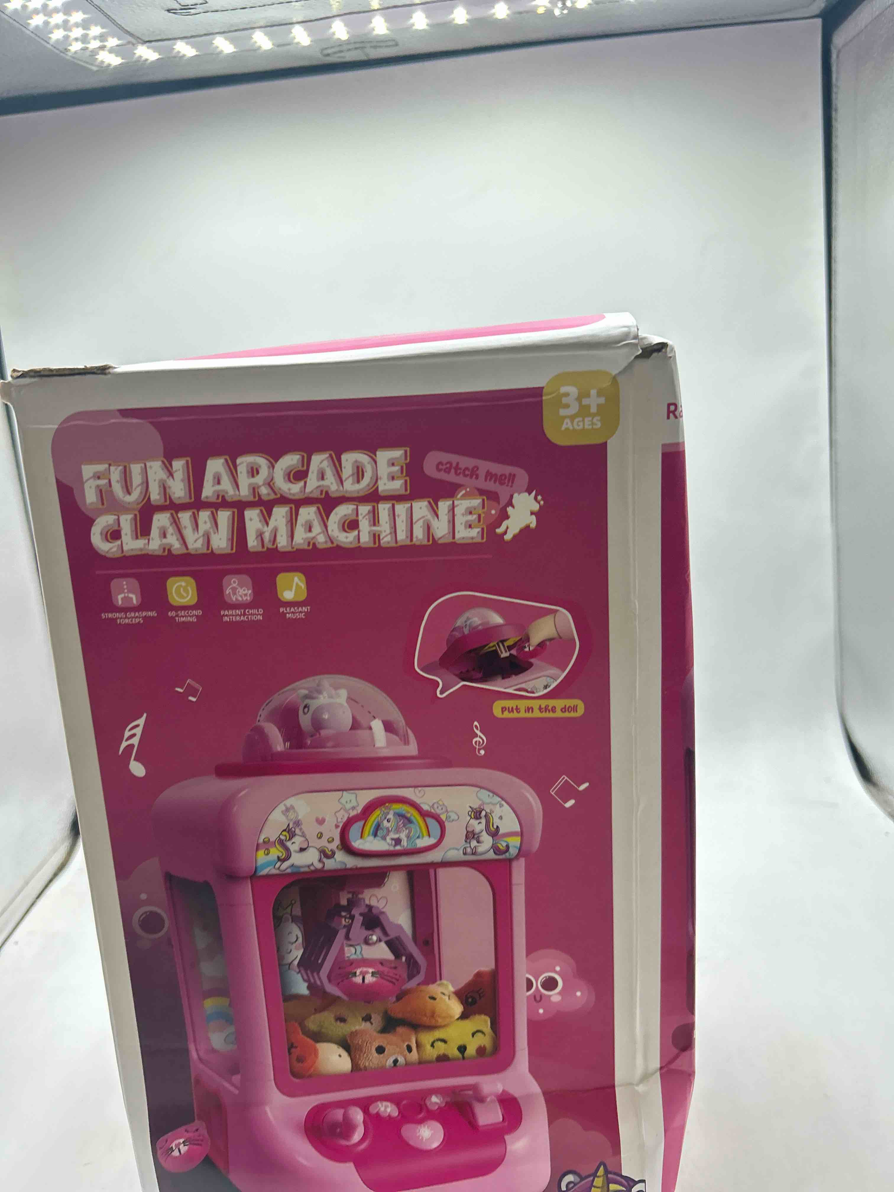 https://s3.amazonaws.com/lotting-images-prod/phillipi/YEL5913360_1716238666400.jpeg