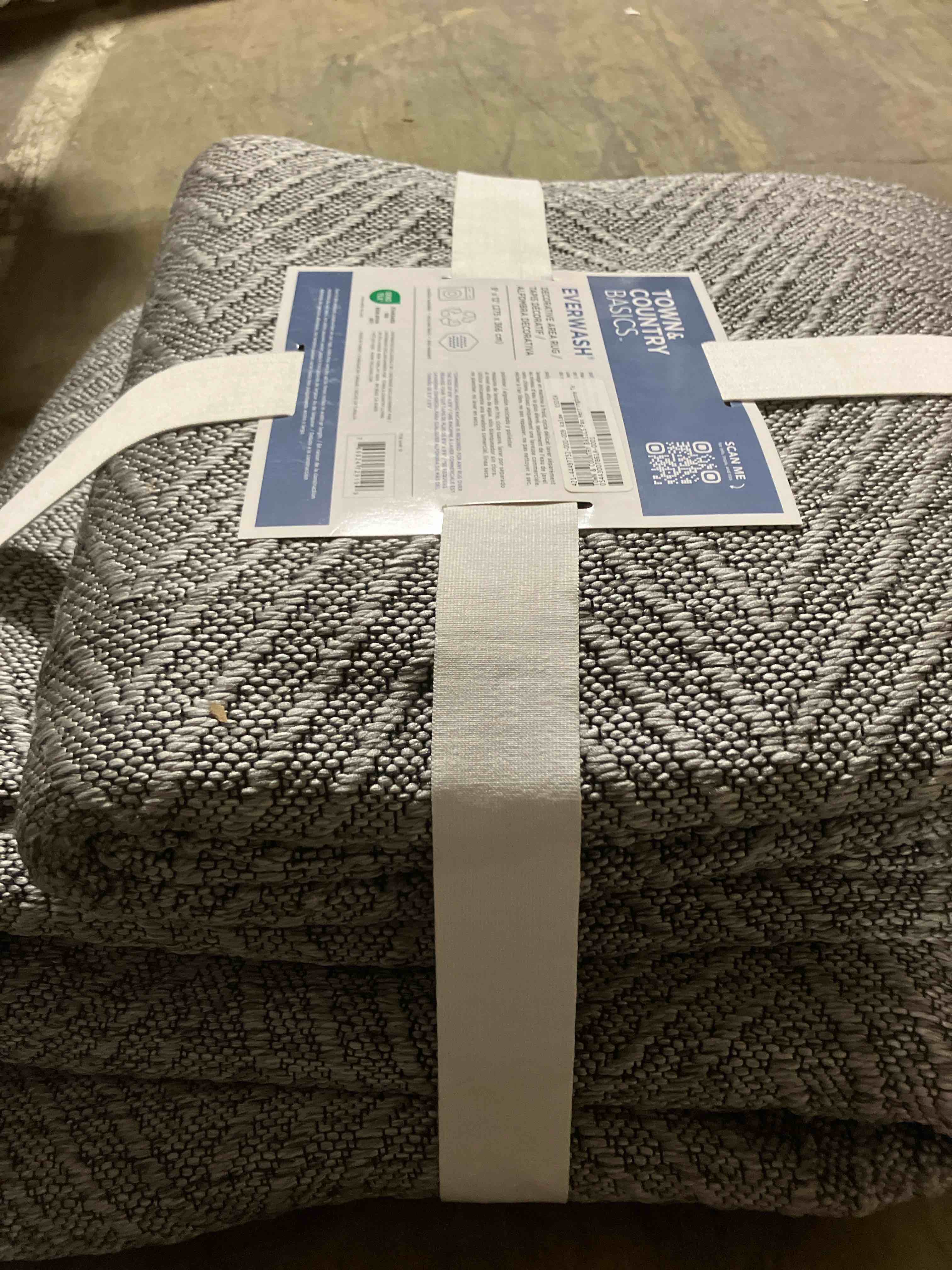 https://s3.amazonaws.com/lotting-images-prod/phillipi/YEL5914919_1738194994268.jpeg