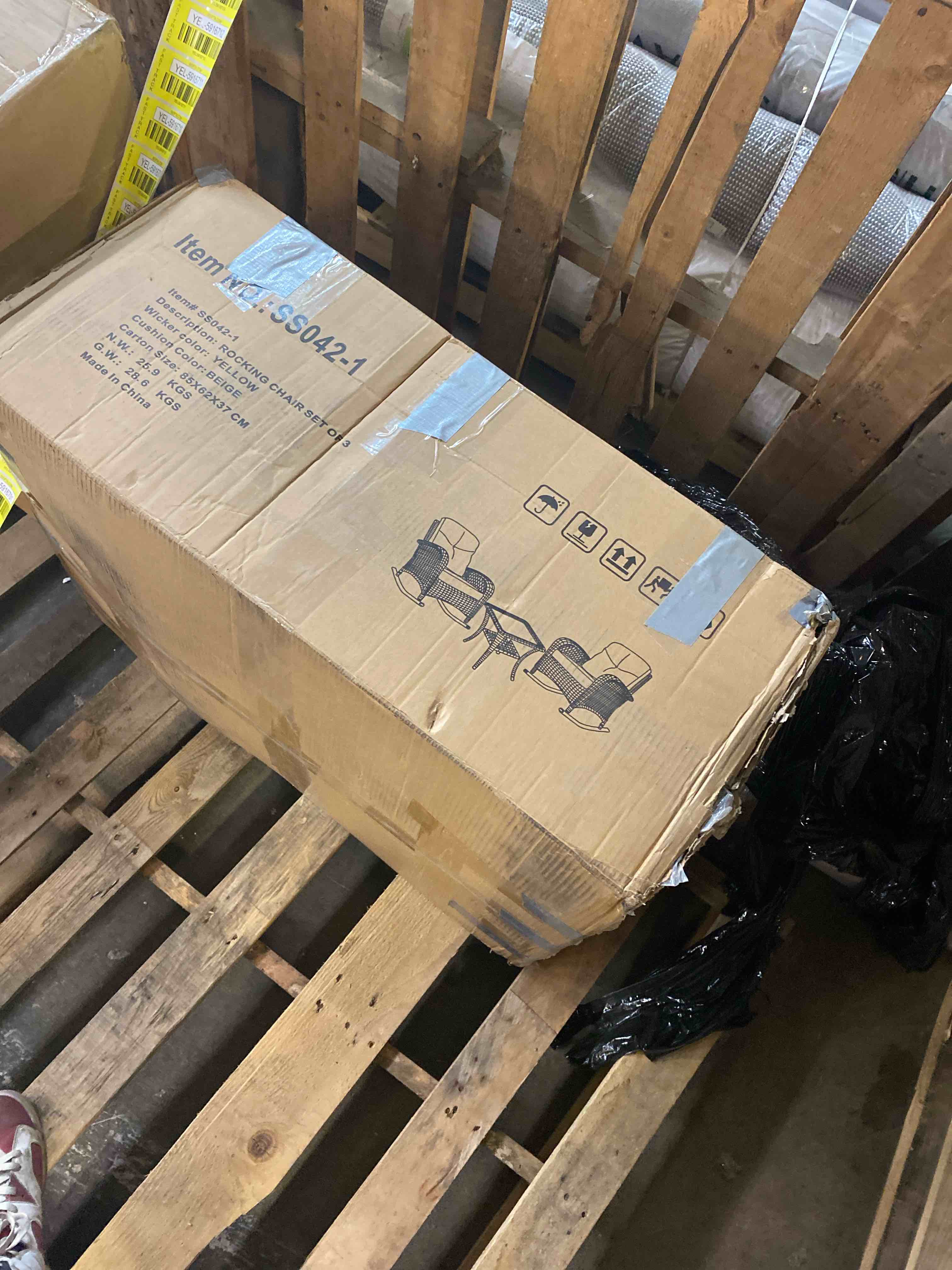 https://s3.amazonaws.com/lotting-images-prod/phillipi/YEL5916694_1714661961314.jpeg